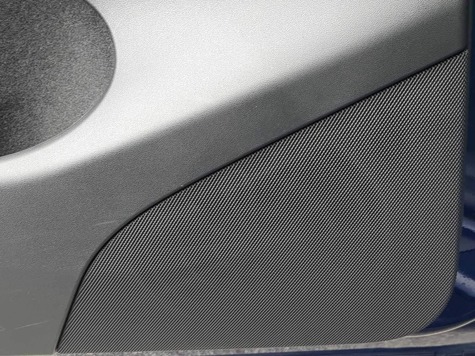Thumbnail: 2023 Tesla Model Y - 32