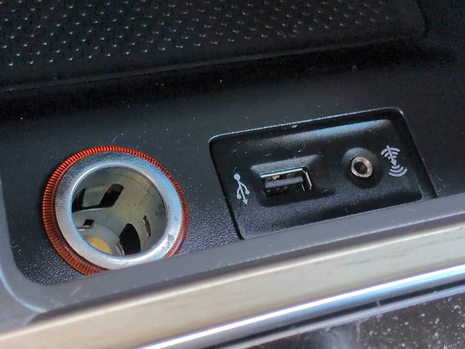 Thumbnail: 2018 Volkswagen Passat - 32