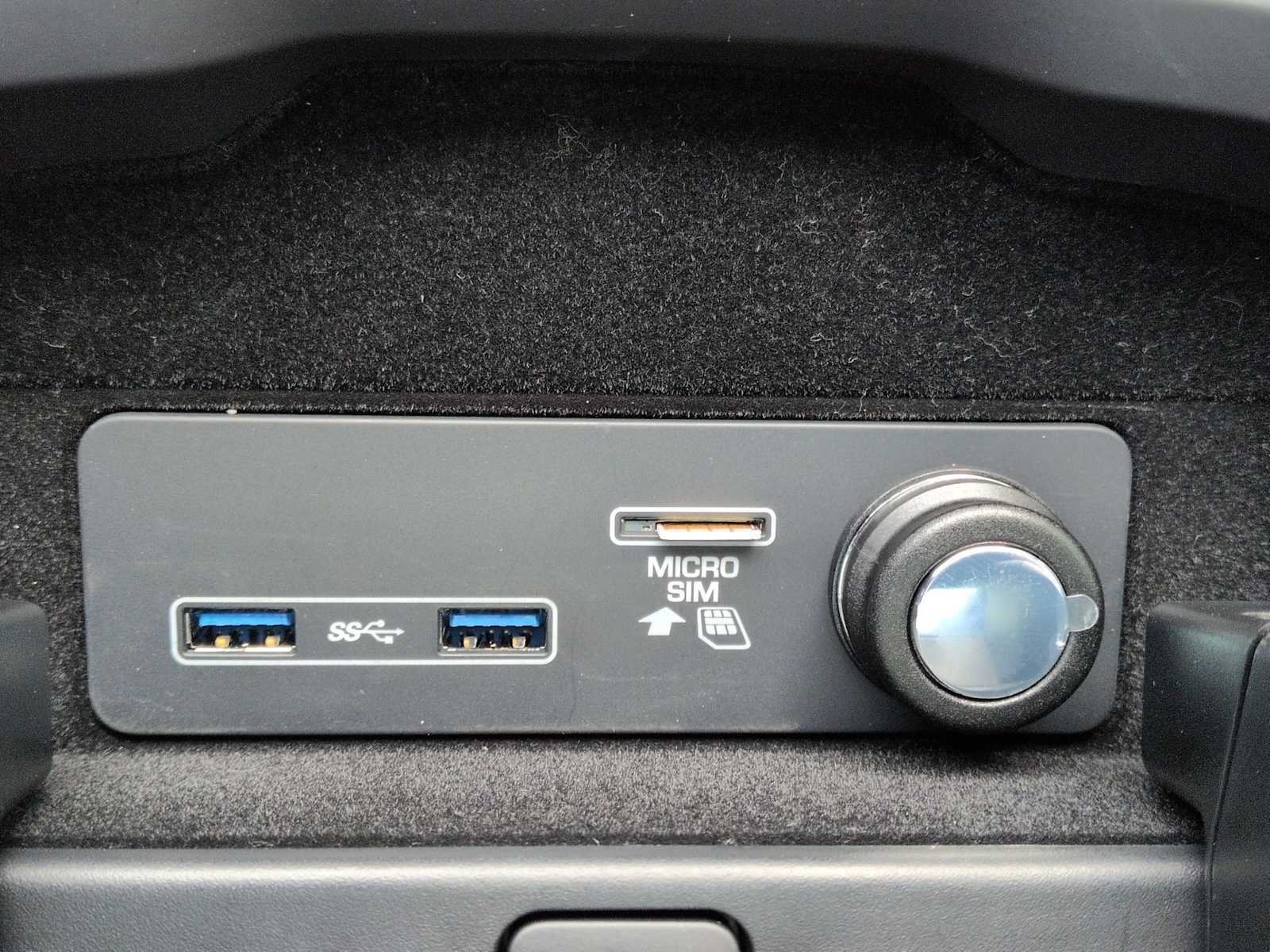 Thumbnail: 2019 Land Rover Range Rover Sport - 34