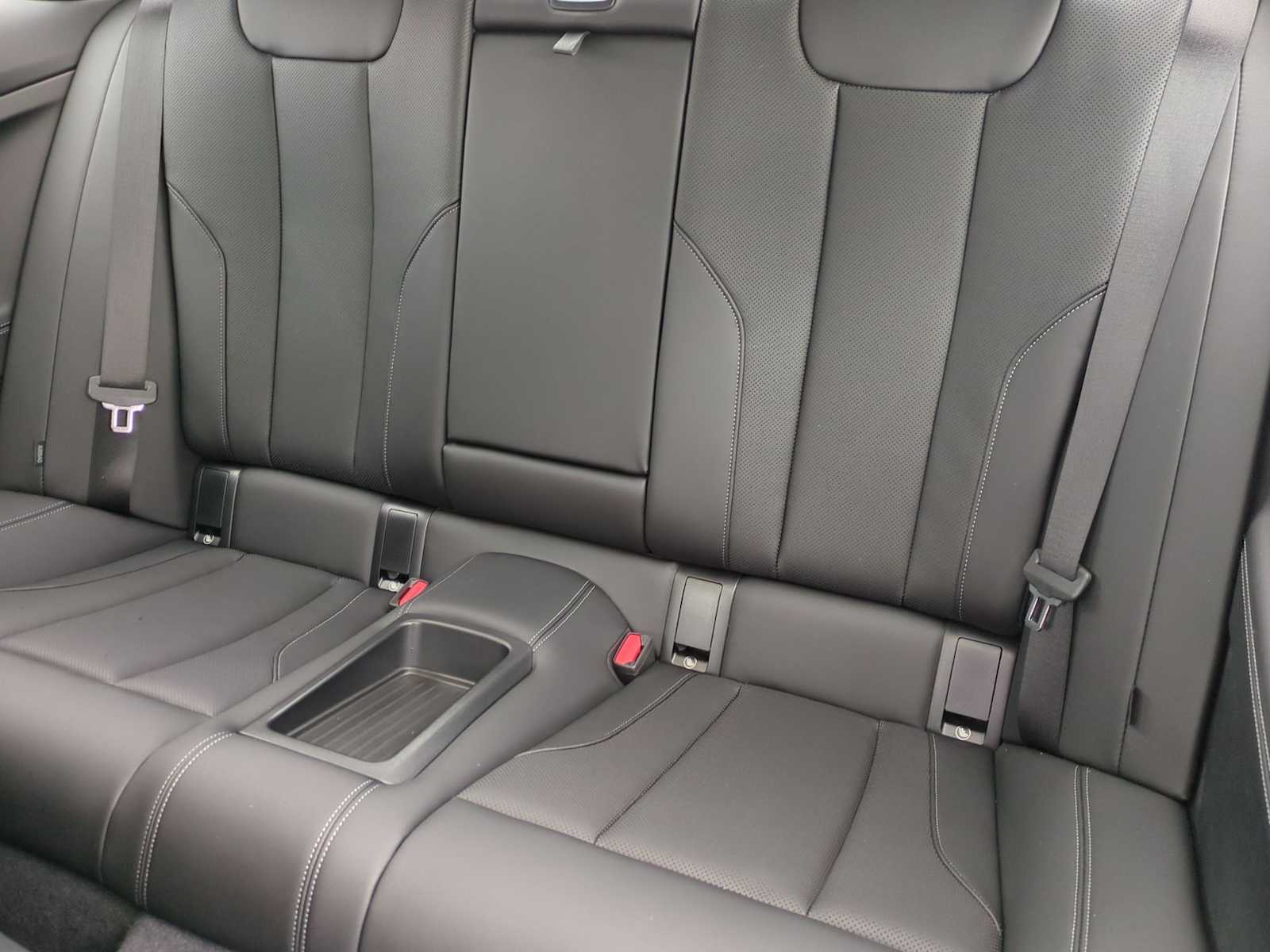 Thumbnail: 2024 BMW 2 Series - 19