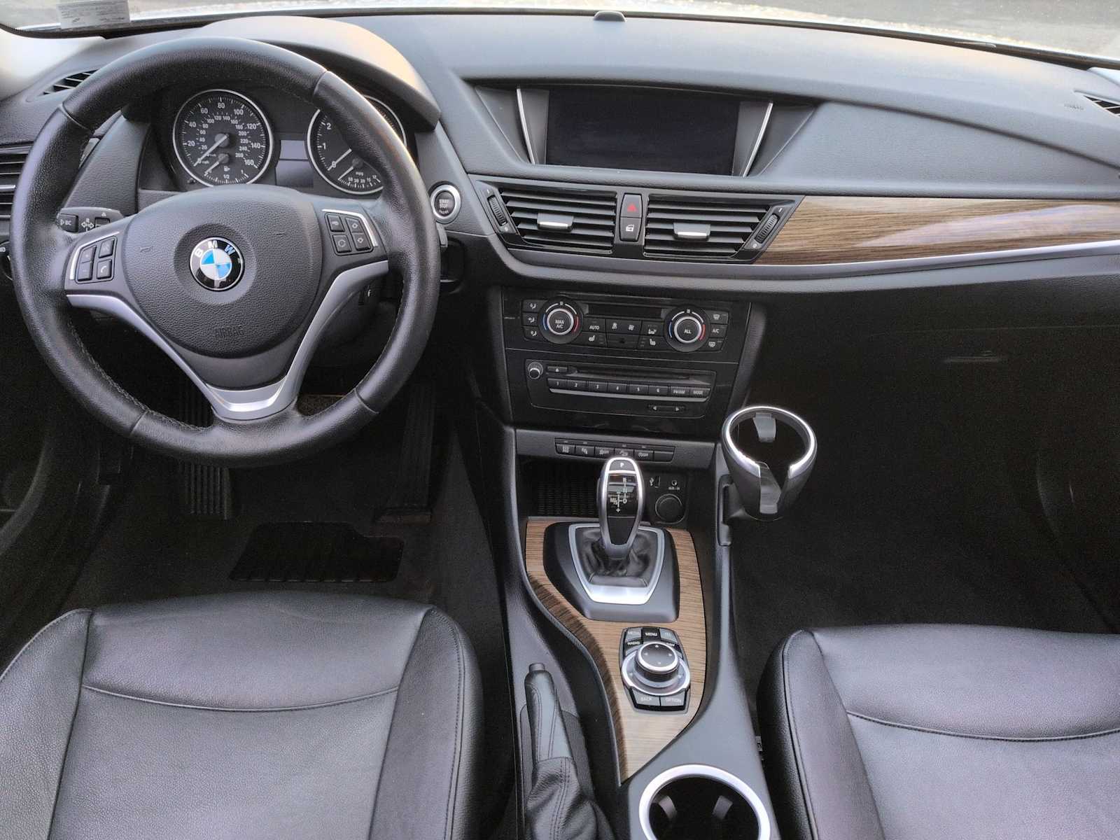 Thumbnail: 2015 BMW X1 - 16