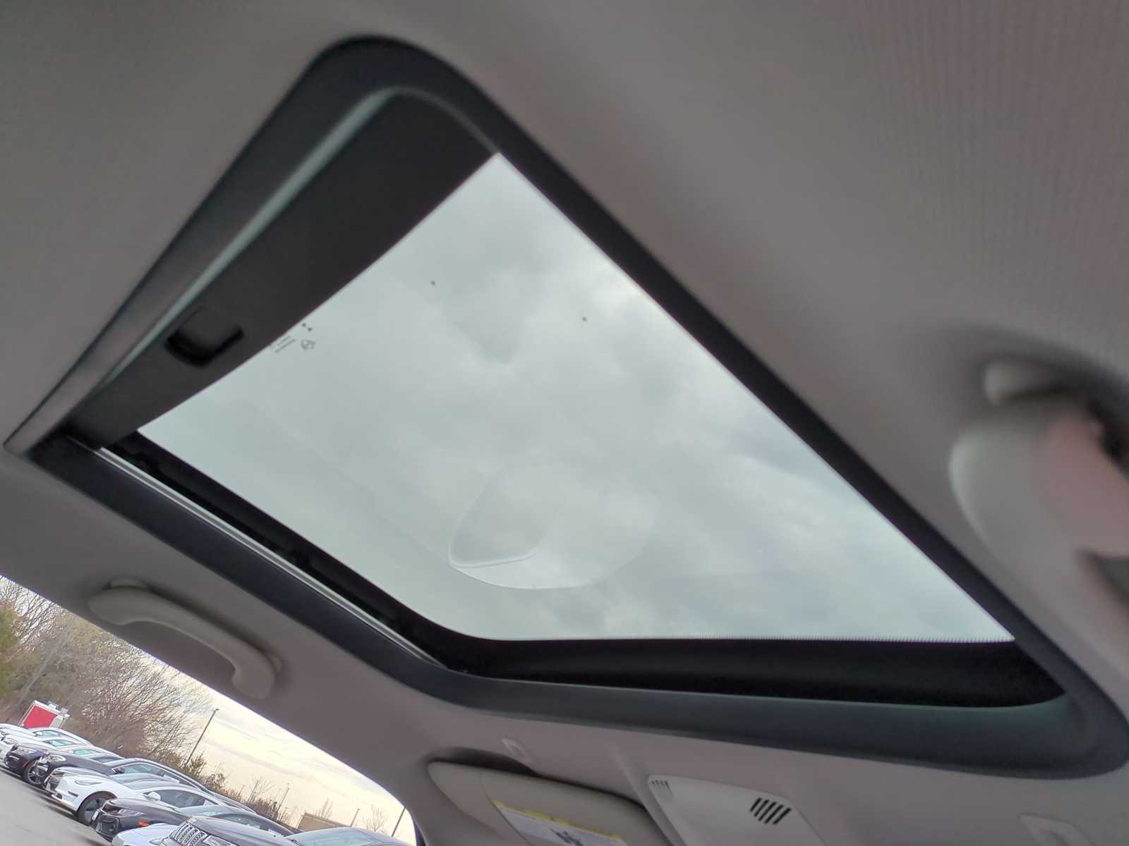 Thumbnail: 2025 MINI Cooper Hardtop - 20