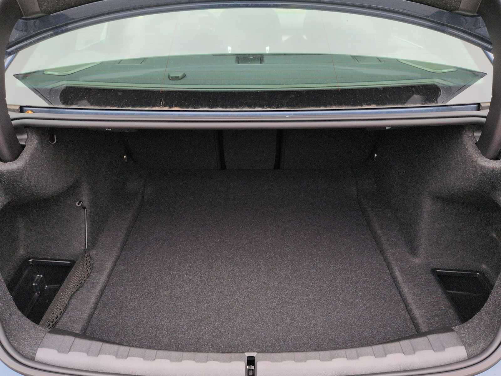 Thumbnail: 2026 BMW 3 Series - 37