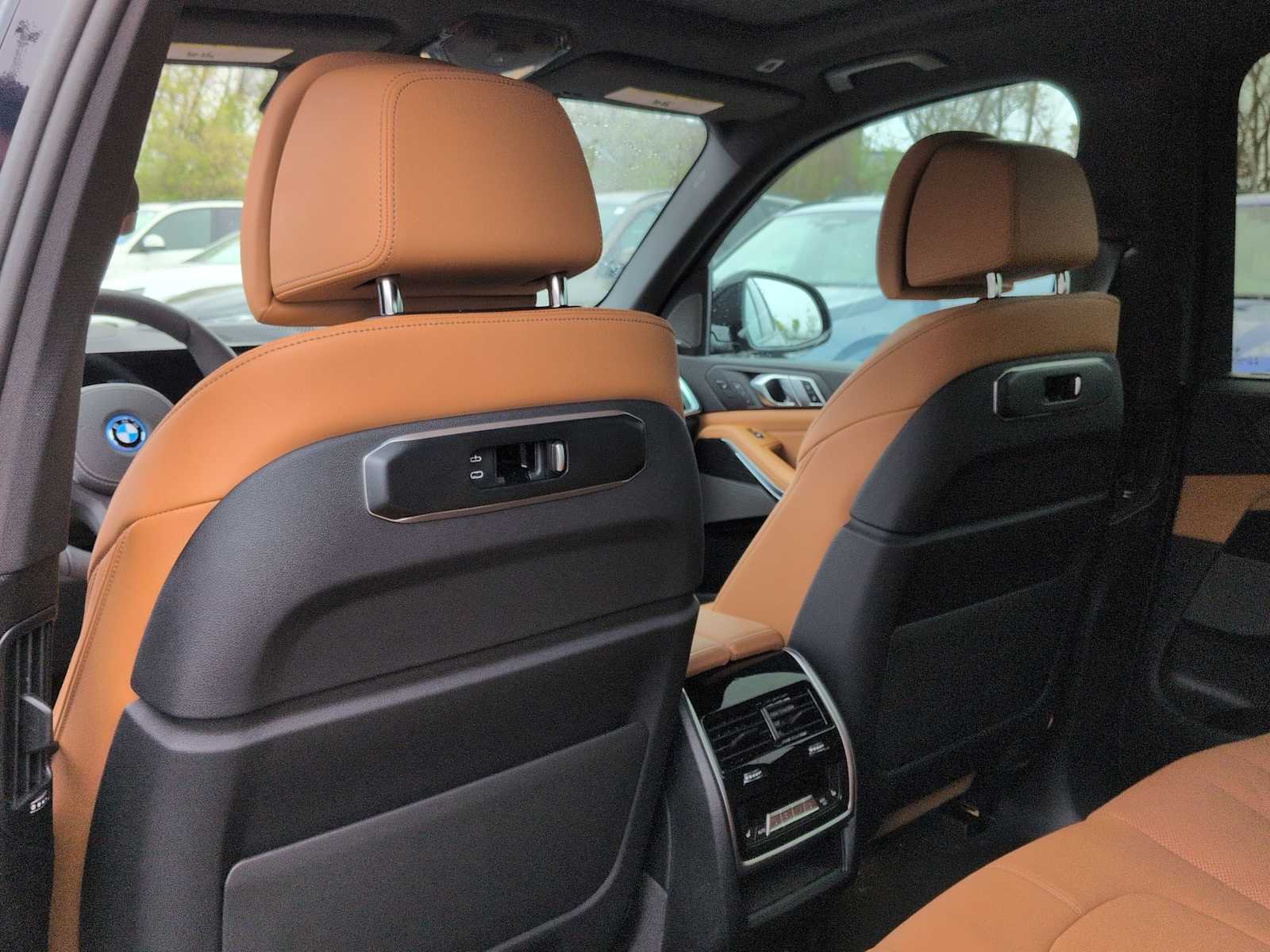 Thumbnail: 2026 BMW X5 - 19