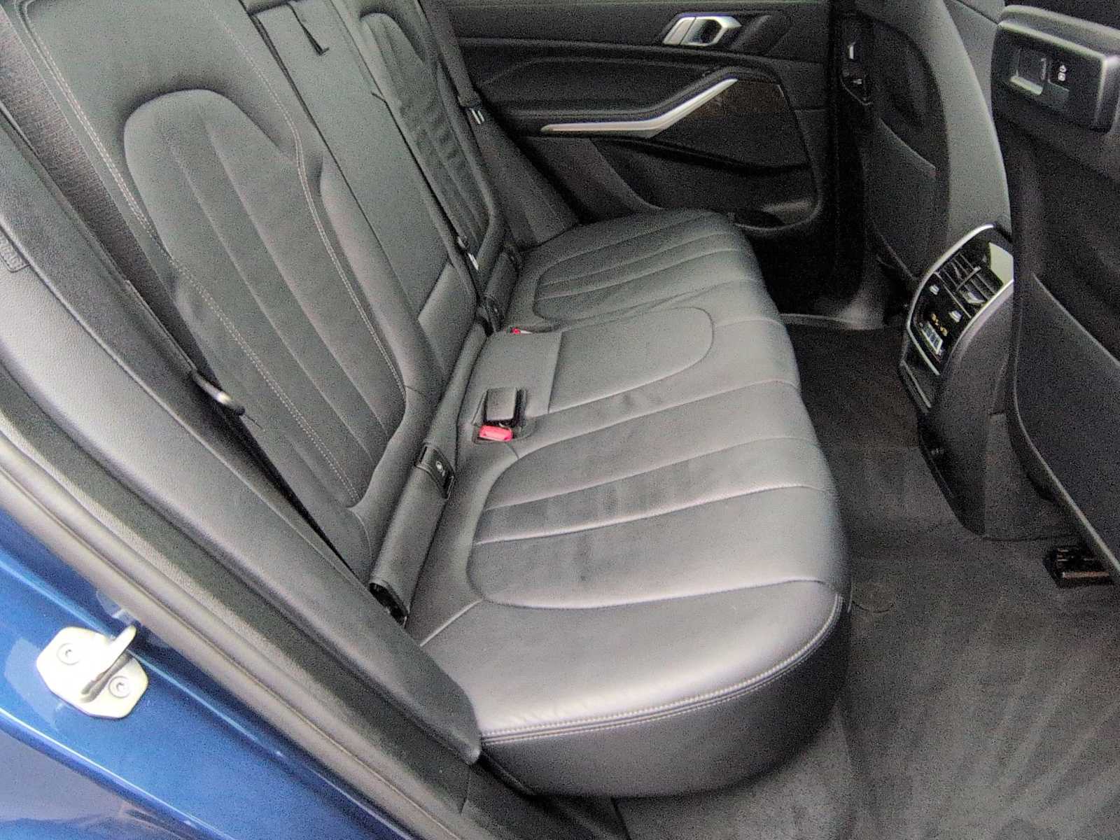 Thumbnail: 2022 BMW X5 - 22