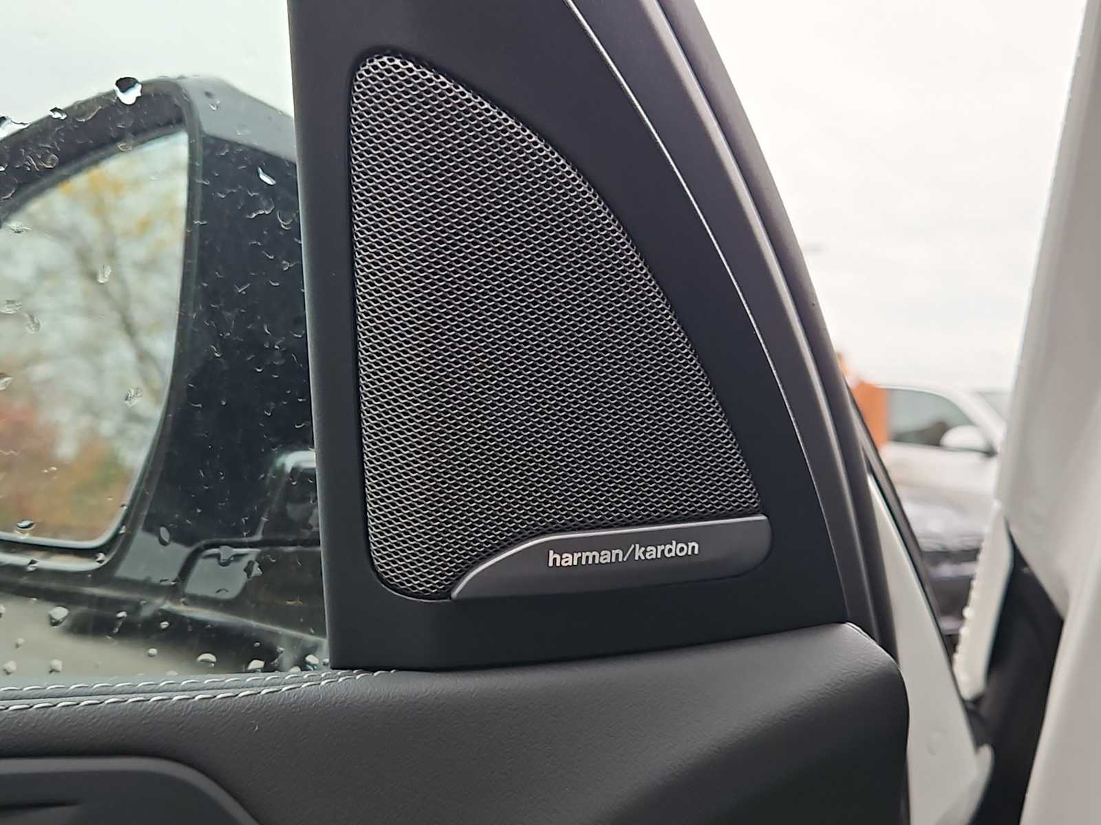 Thumbnail: 2026 BMW X5 - 33