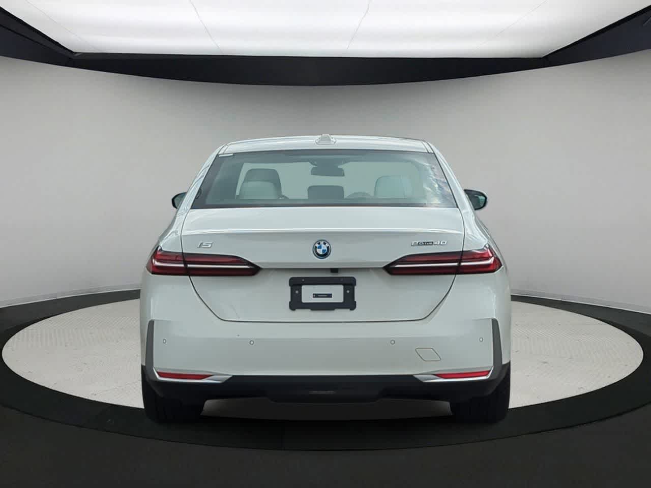 Thumbnail: 2024 BMW i5 - 7