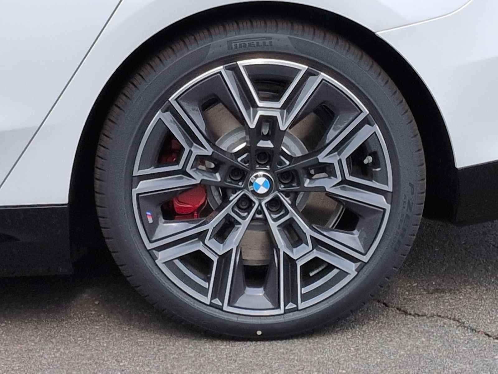 Thumbnail: 2026 BMW i5 - 14