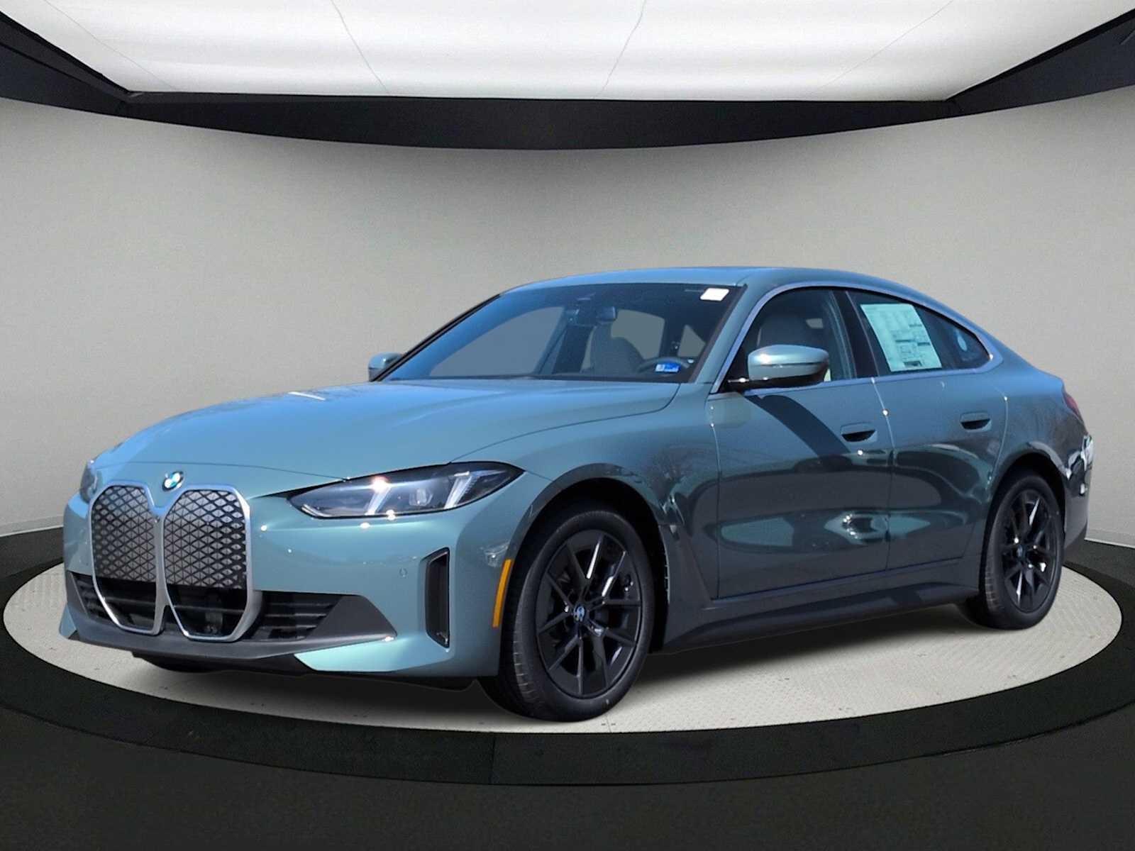 Thumbnail: 2026 BMW i4 - 4