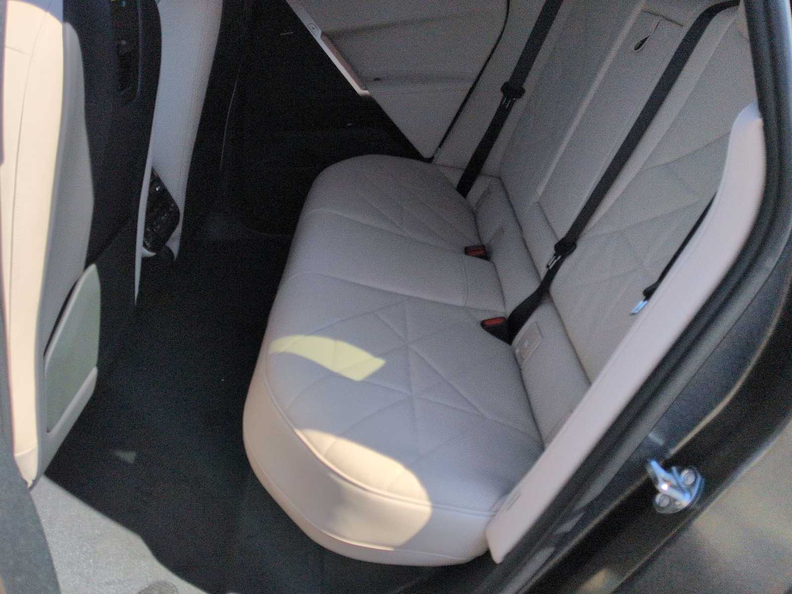 Thumbnail: 2026 BMW iX - 20