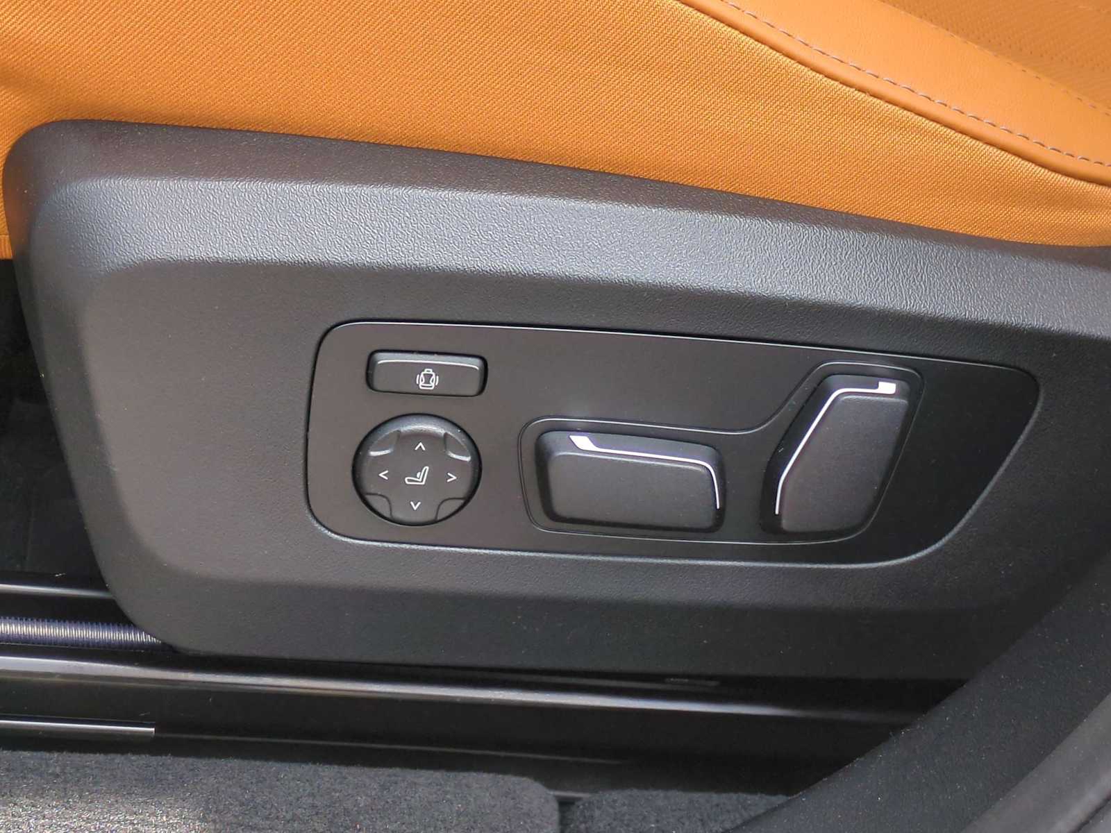 Thumbnail: 2025 BMW X3 - 17