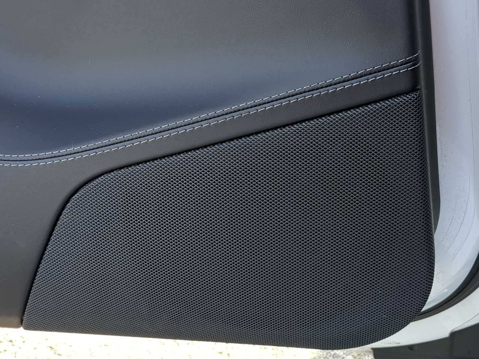 Thumbnail: 2016 Tesla Model S - 32