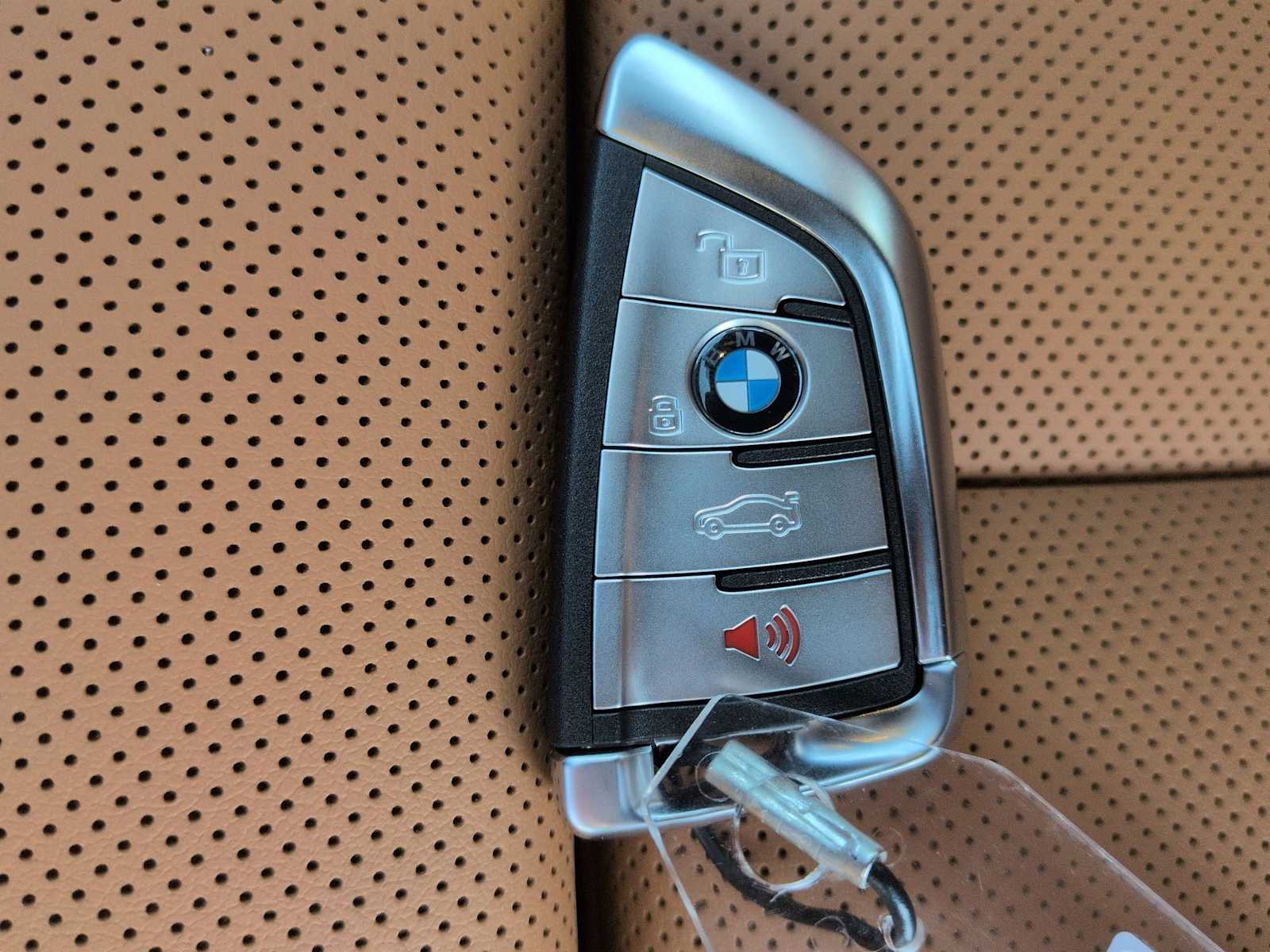 Thumbnail: 2026 BMW 8 Series - 37