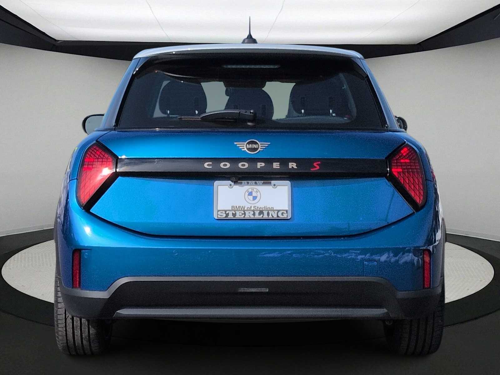 Thumbnail: 2025 MINI Cooper Hardtop - 7