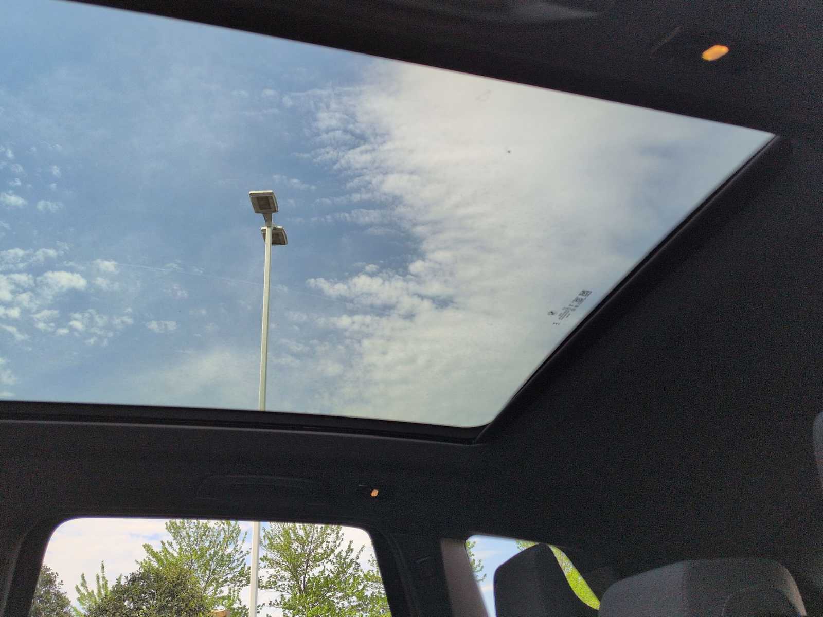 Thumbnail: 2026 BMW X3 - 23