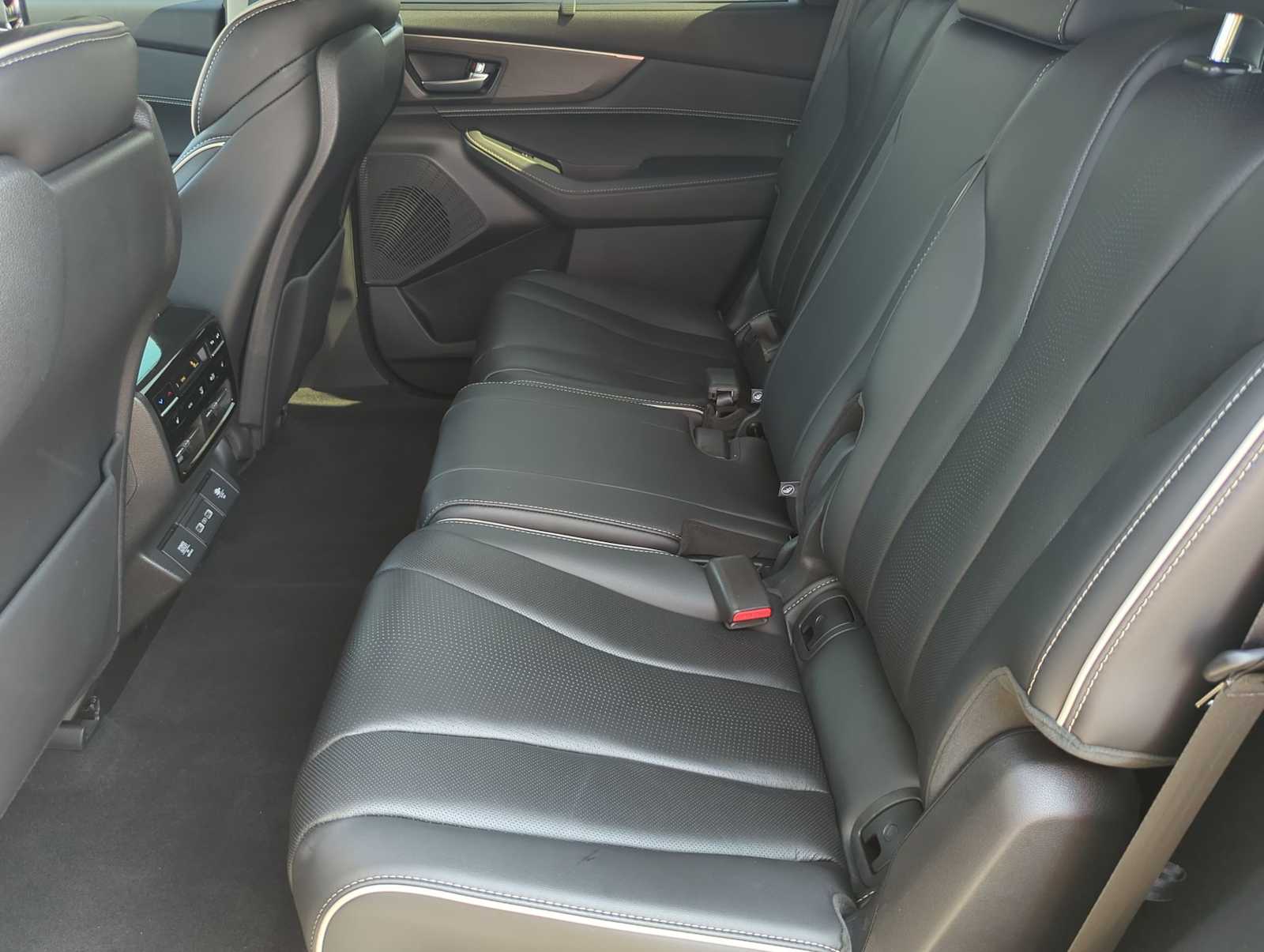 Thumbnail: 2023 Acura MDX - 21