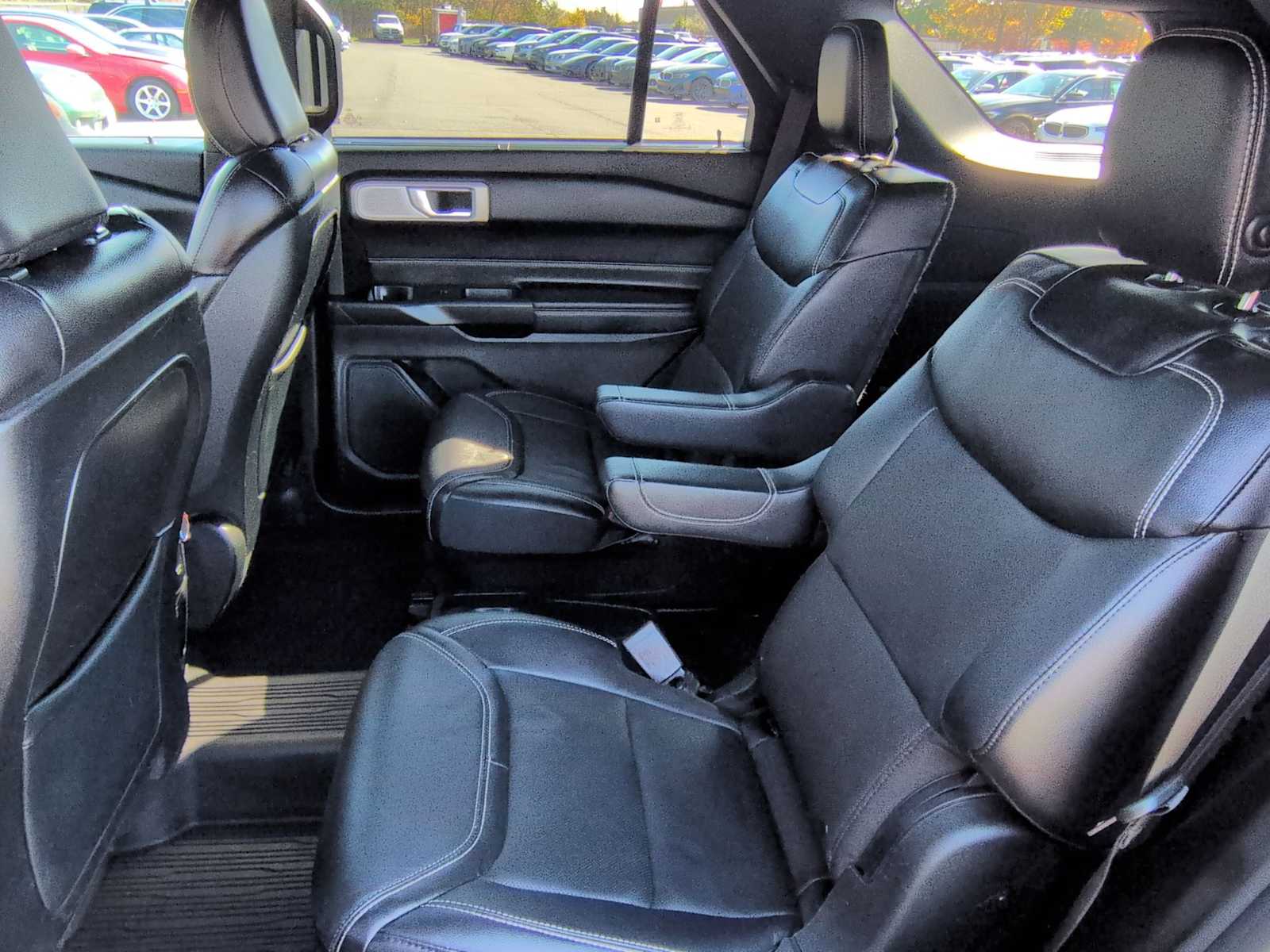 Thumbnail: 2020 Ford Explorer - 21