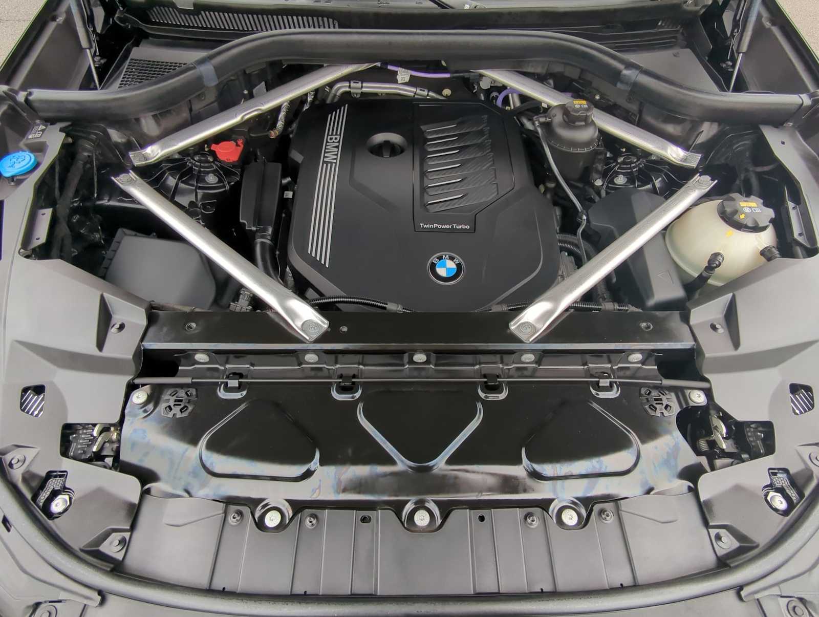 Thumbnail: 2022 BMW X5 - 14