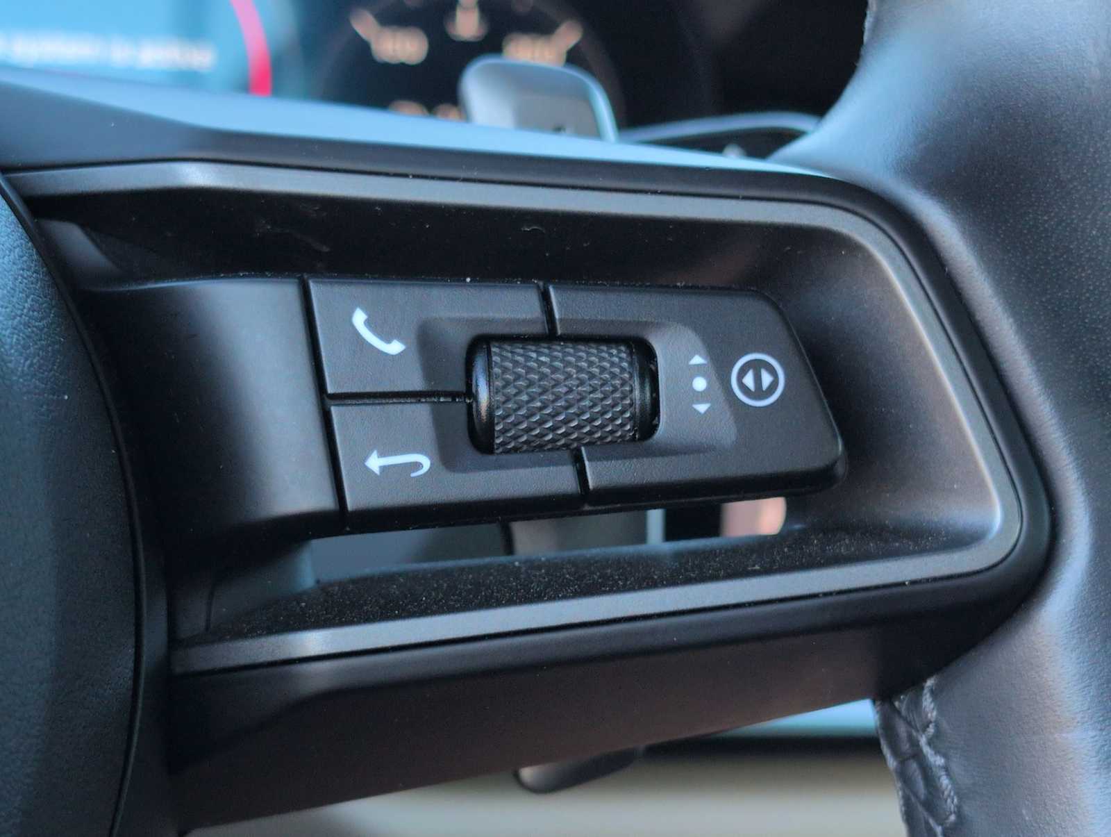 Thumbnail: 2020 Porsche 911 - 20