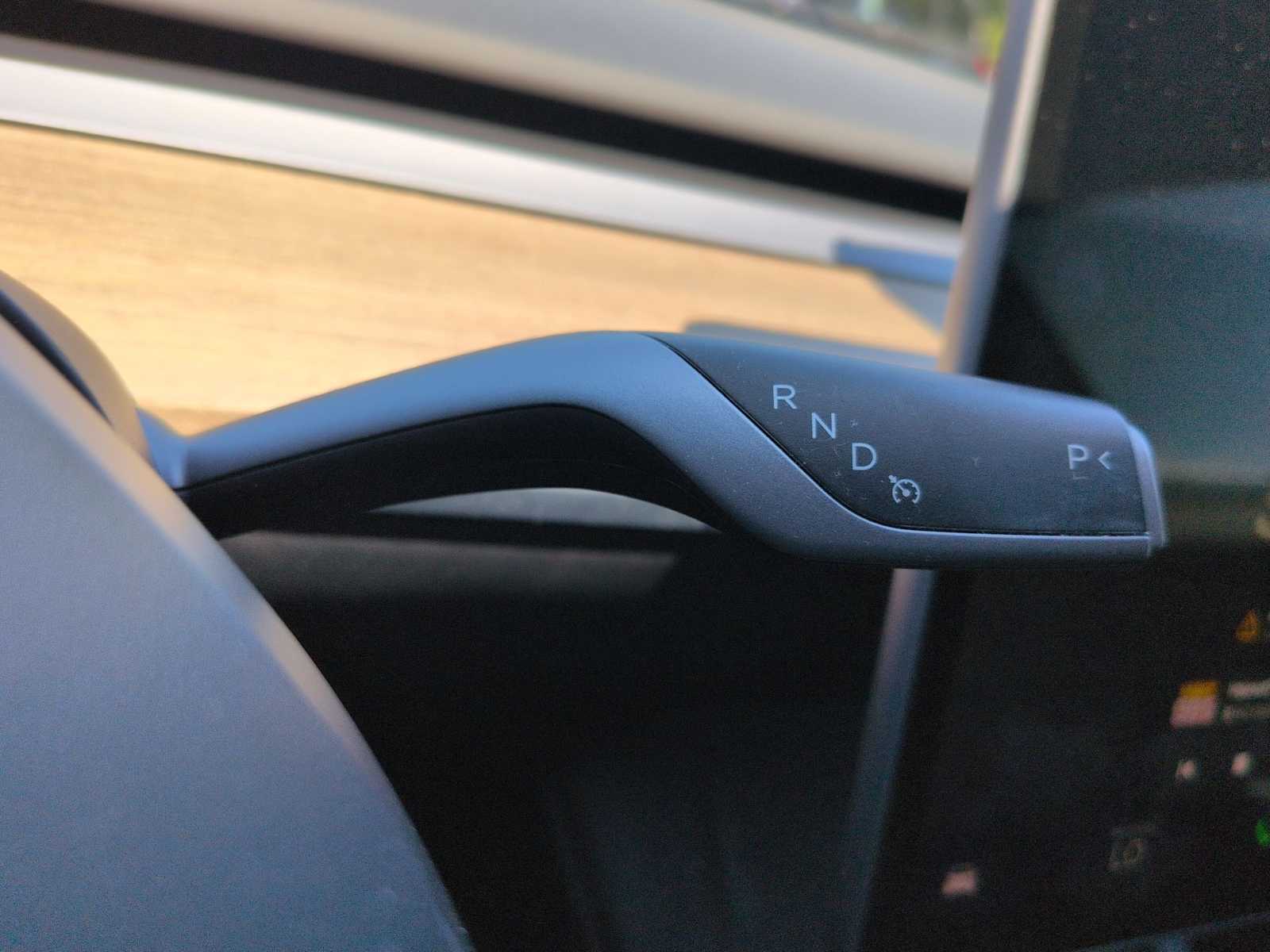 Thumbnail: 2022 Tesla Model 3 - 32