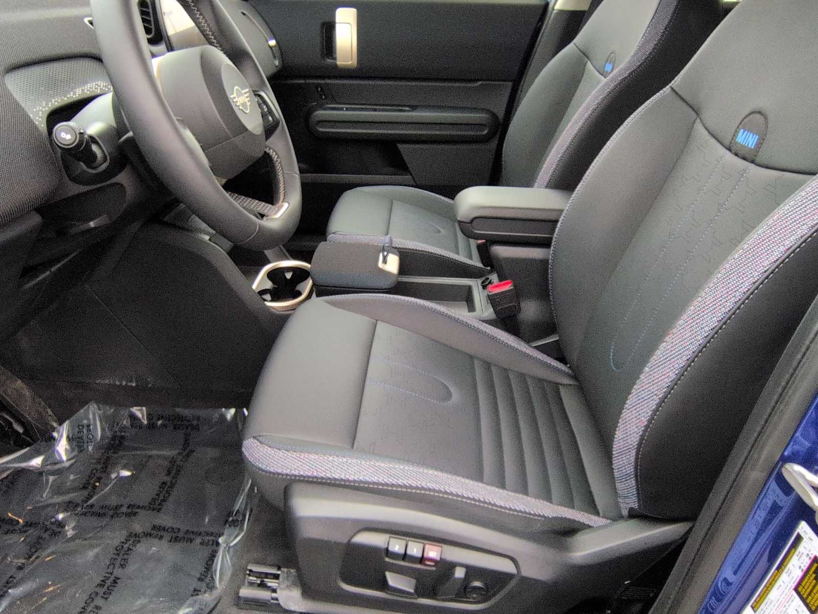 Thumbnail: 2025 MINI Cooper Countryman - 16