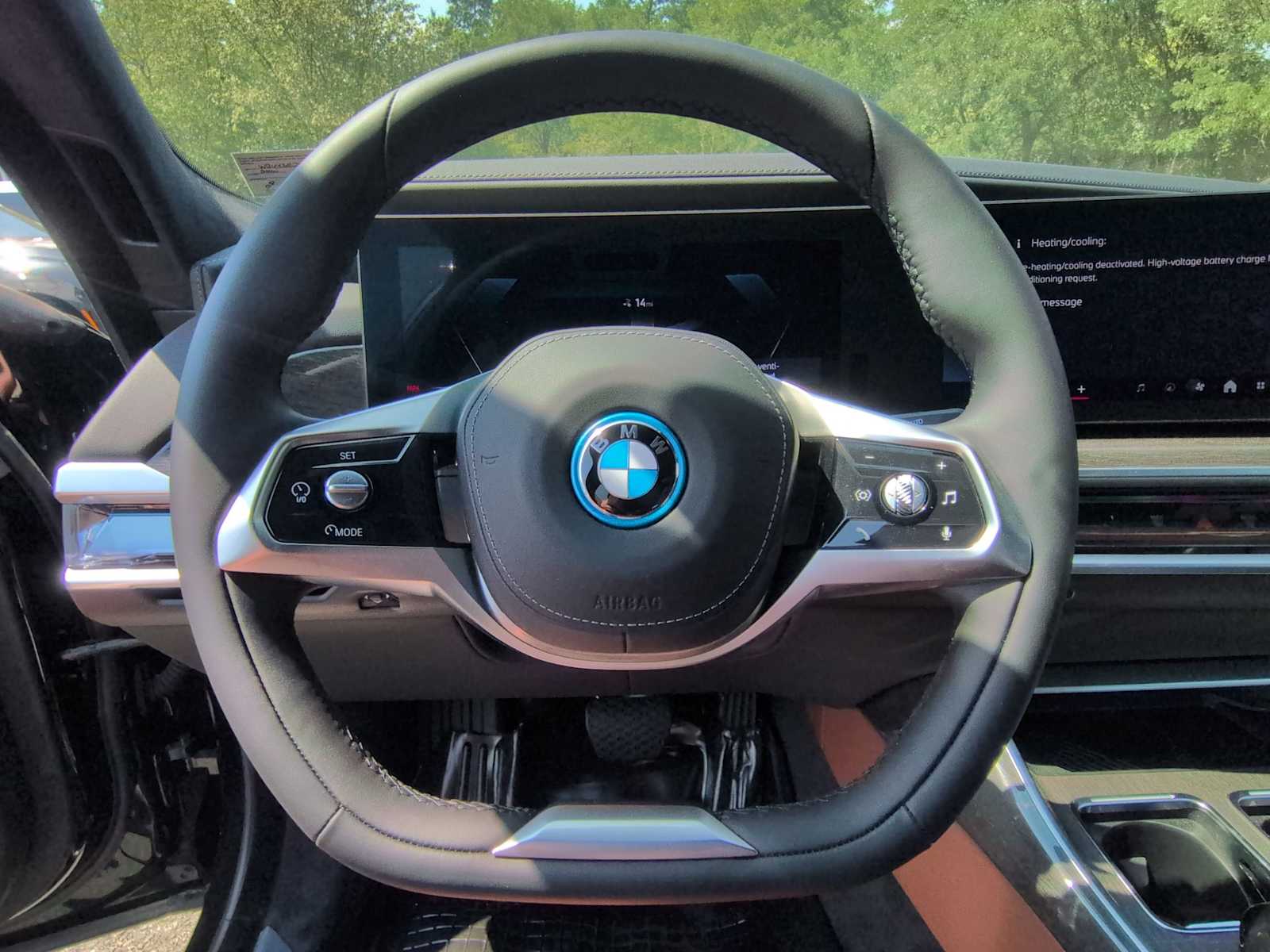 Thumbnail: 2026 BMW i7 - 25