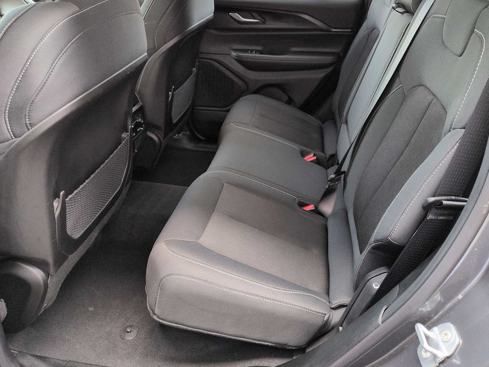 Thumbnail: 2025 Jeep Grand Cherokee - 21