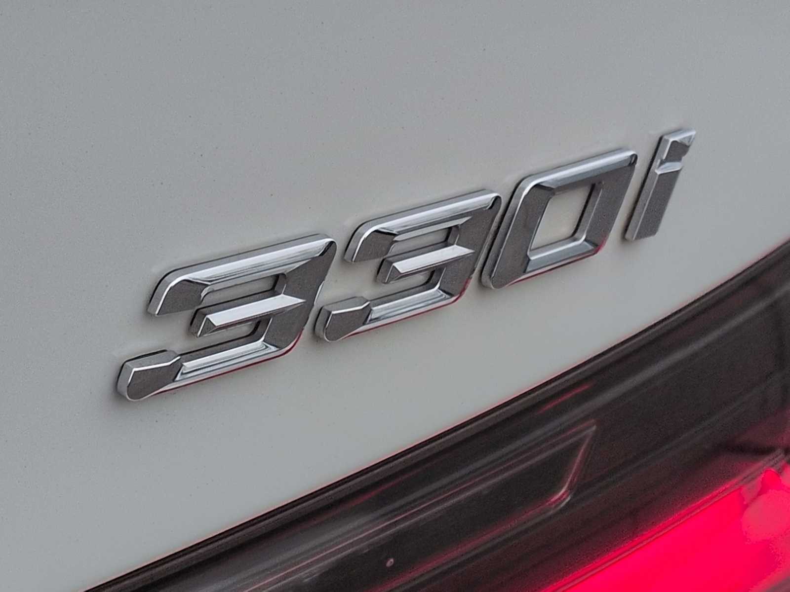 Thumbnail: 2023 BMW 3 Series - 13