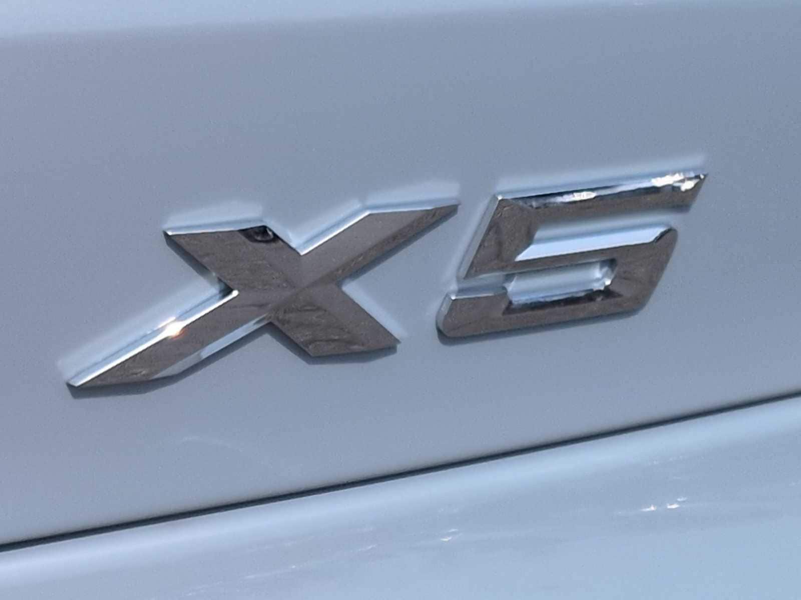 Thumbnail: 2026 BMW X5 - 13