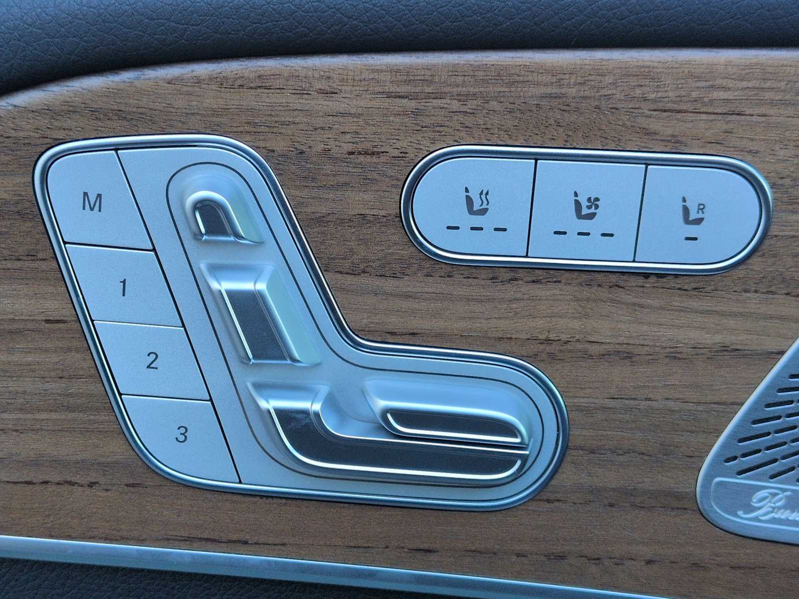 Thumbnail: 2025 Mercedes-Benz GLS - 18