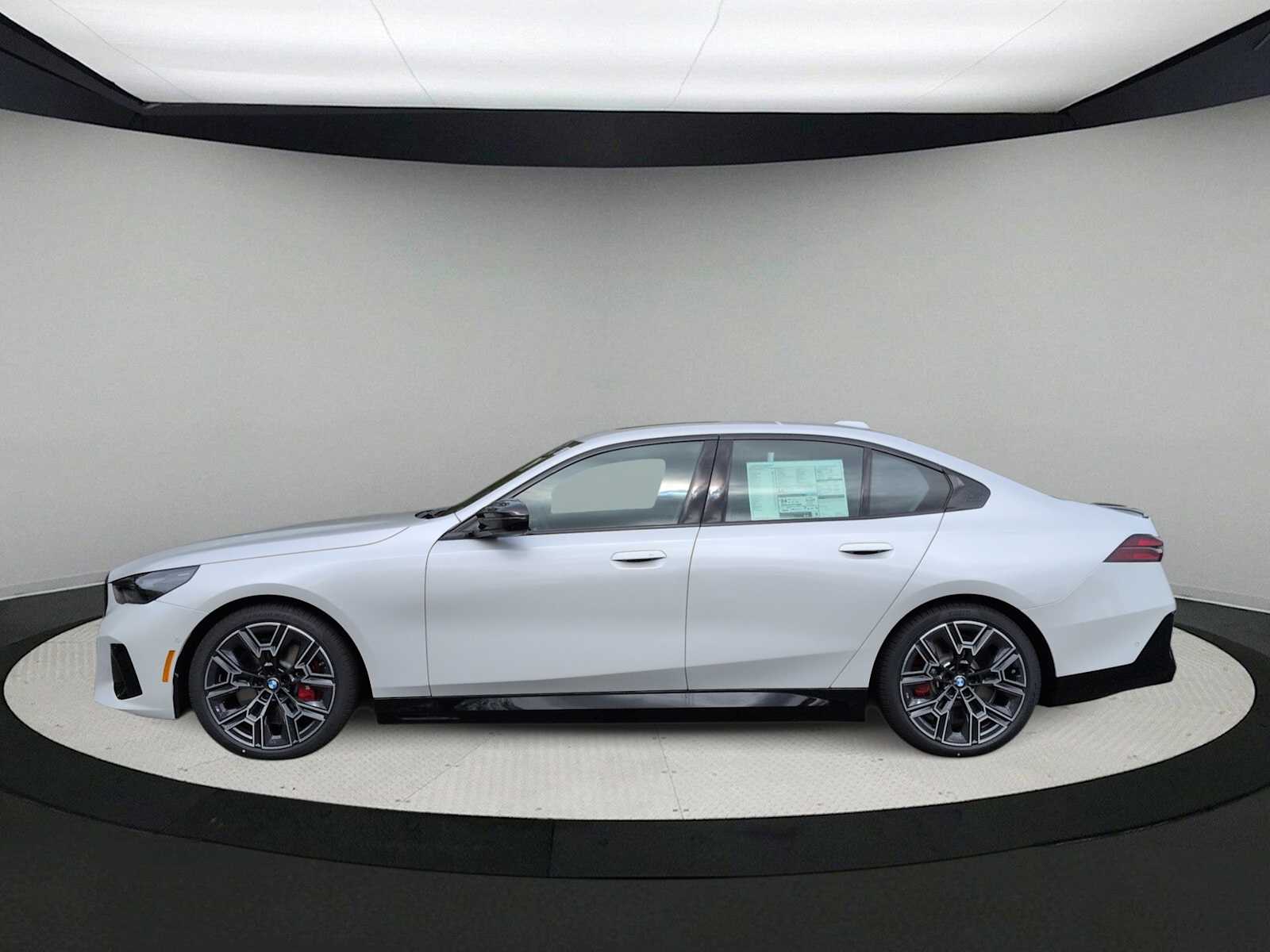 Thumbnail: 2026 BMW i5 - 5