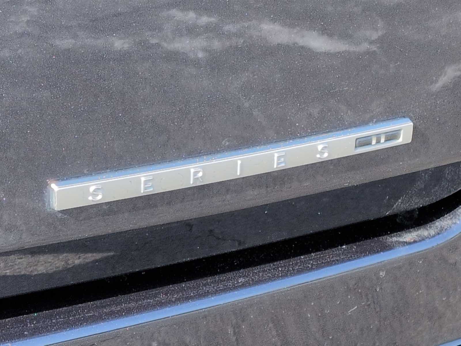 Thumbnail: 2023 Jeep Grand Wagoneer - 14