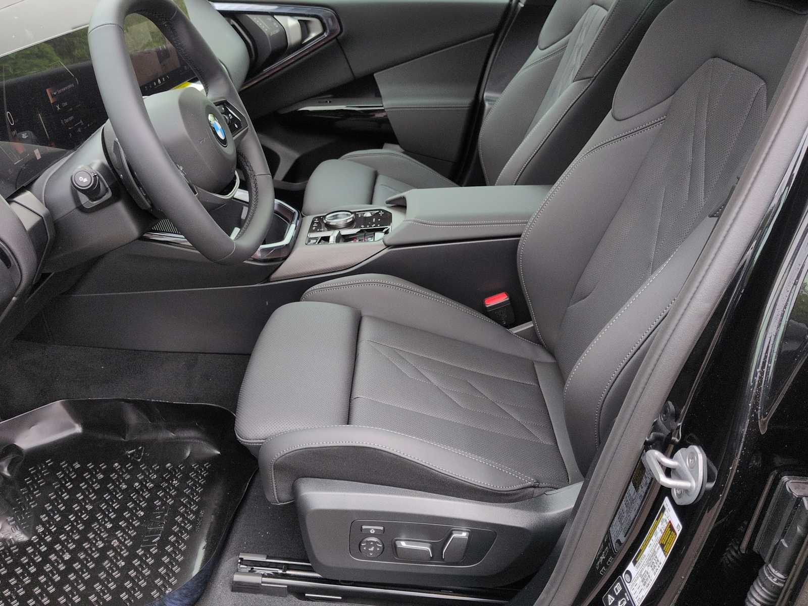 Thumbnail: 2026 BMW X3 - 16