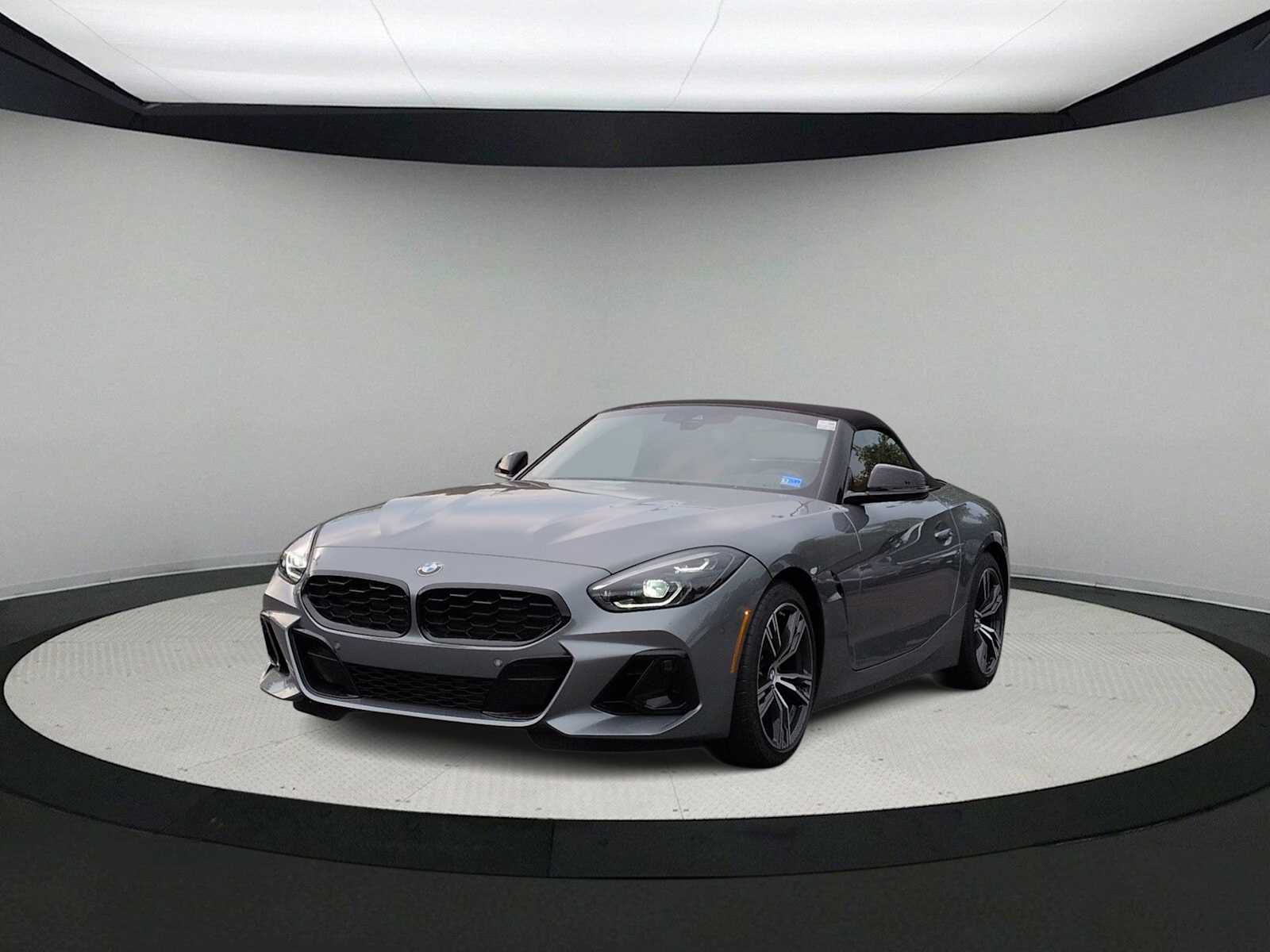 Thumbnail: 2026 BMW Z4 - 4