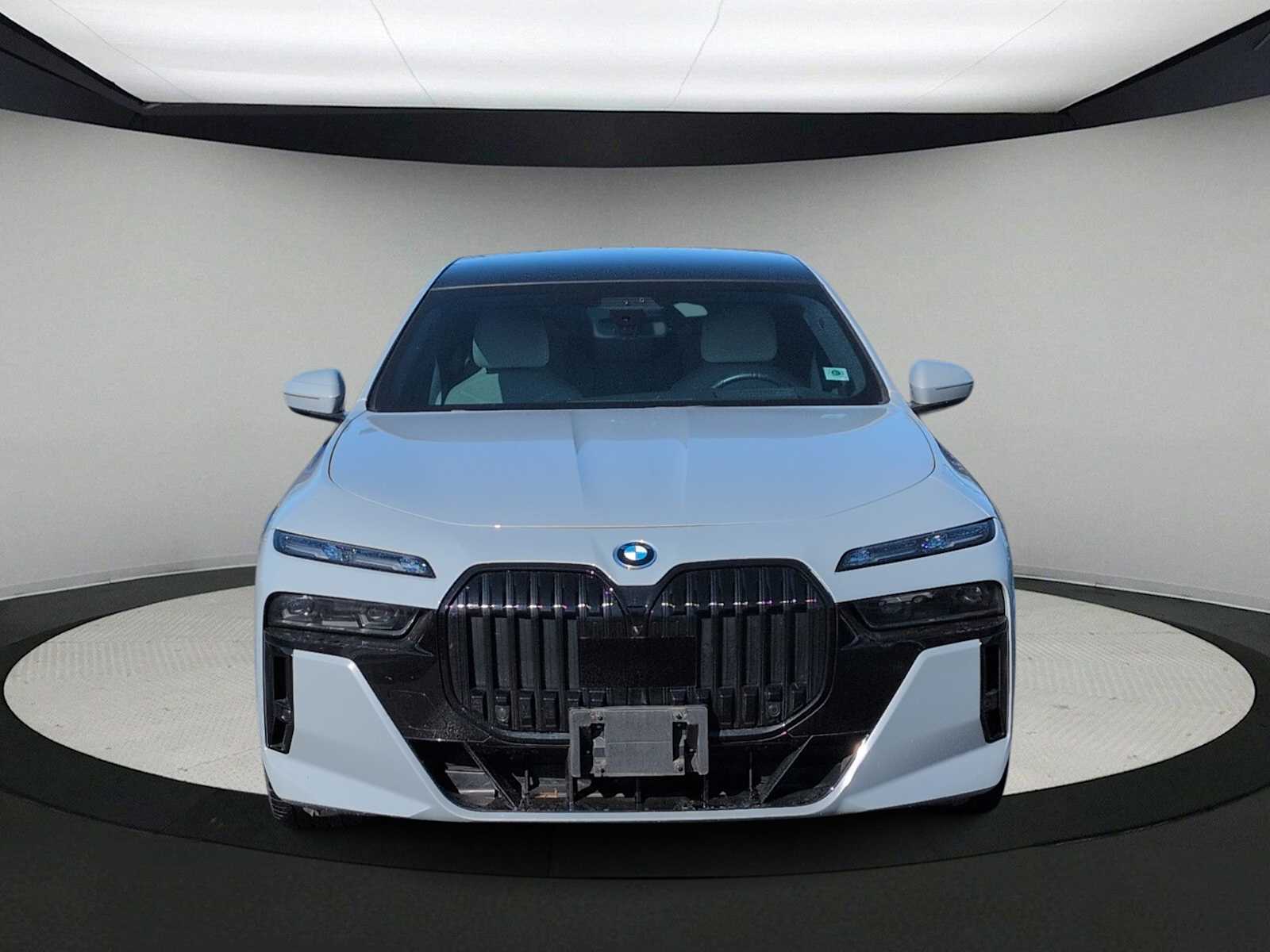 Thumbnail: 2023 BMW i7 - 3