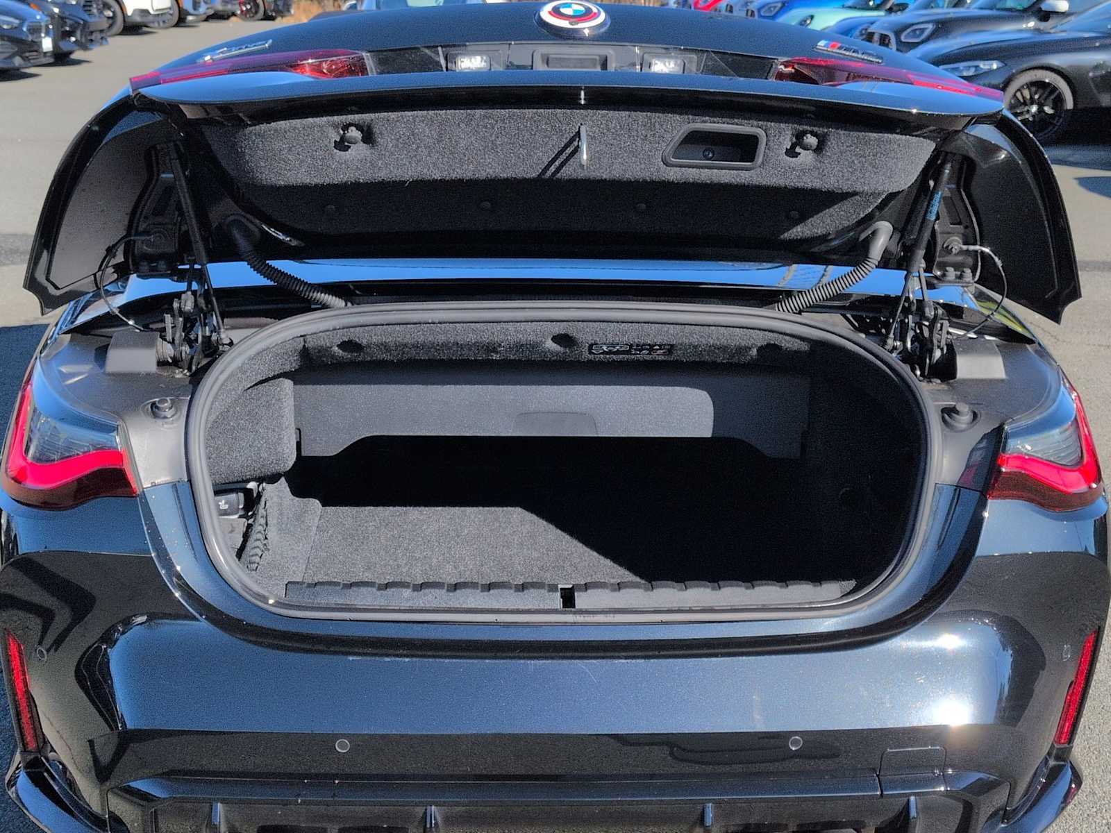 Thumbnail: 2023 BMW M4 - 33