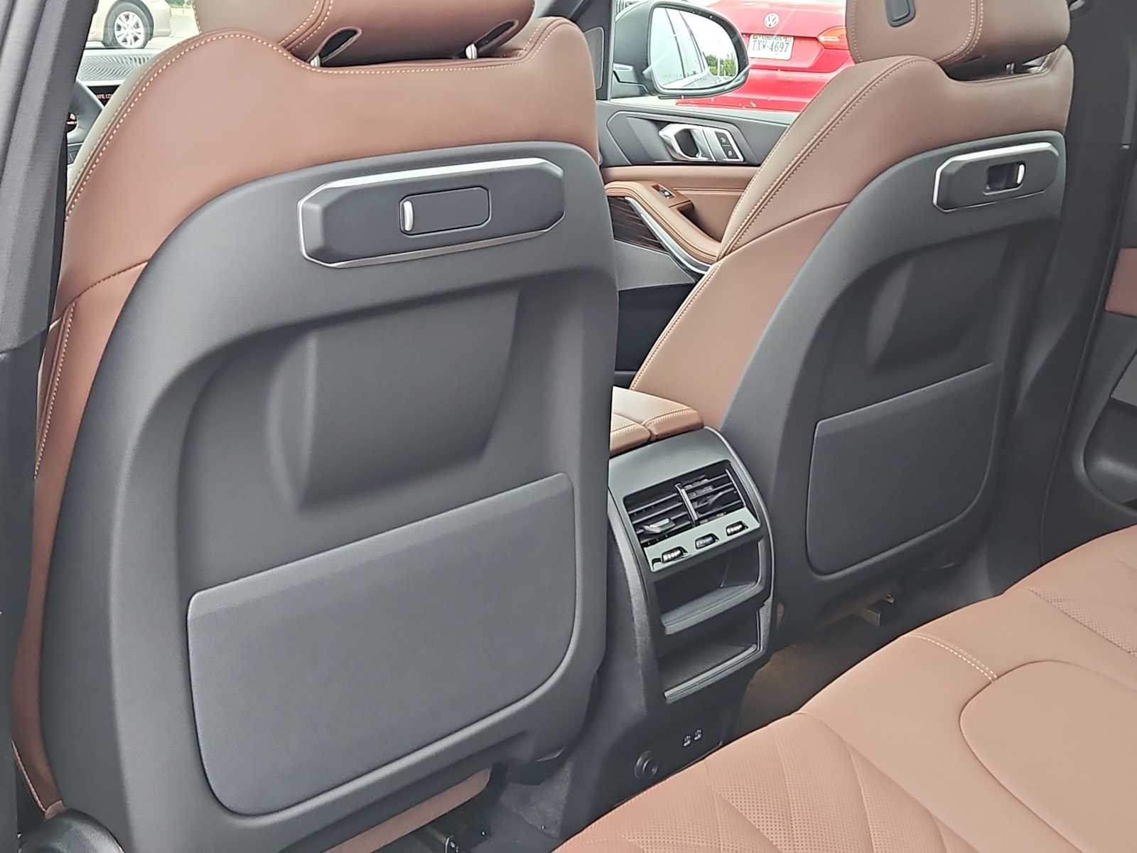 Thumbnail: 2026 BMW X5 - 17