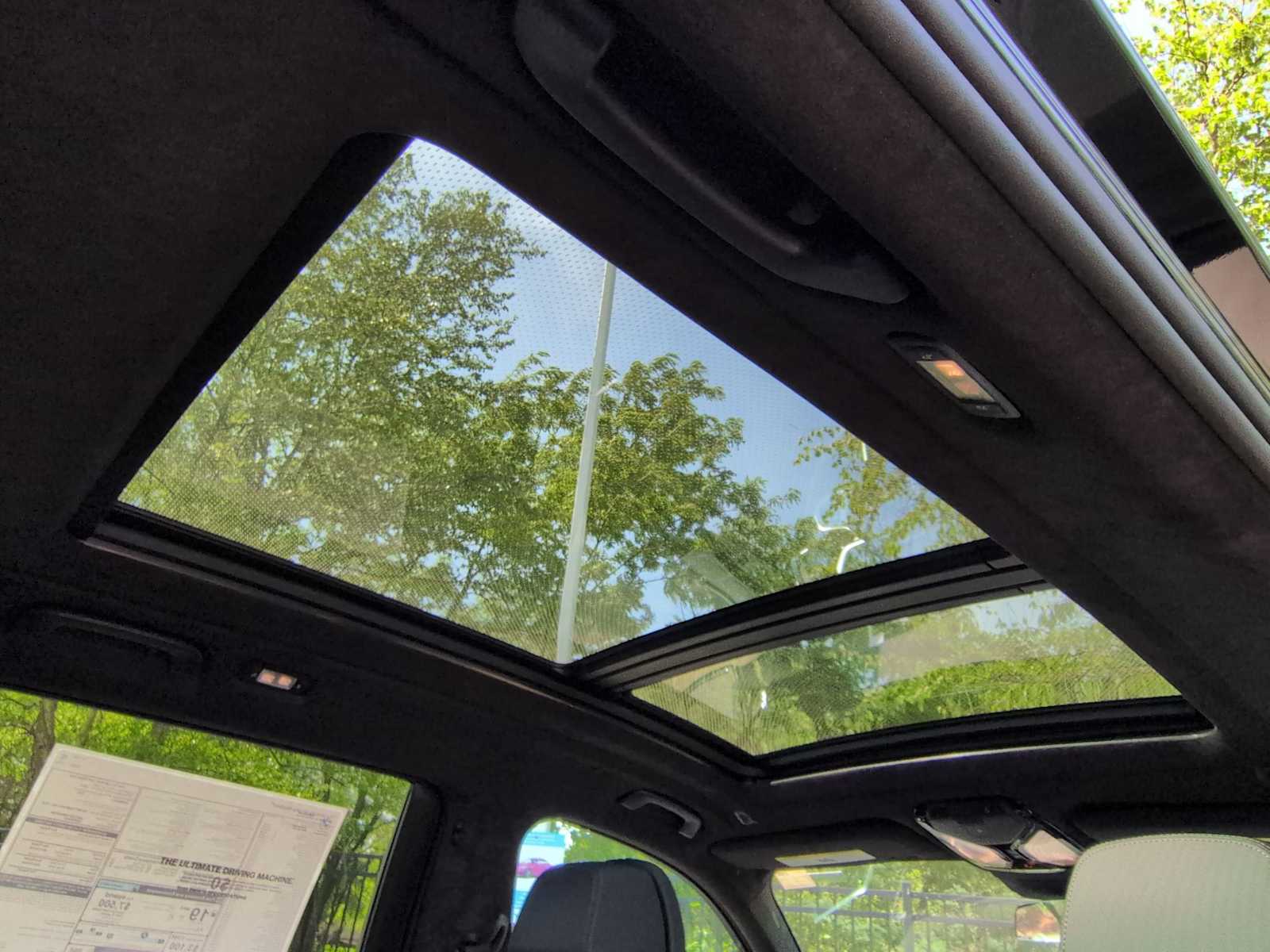 Thumbnail: 2027 BMW X7 - 23