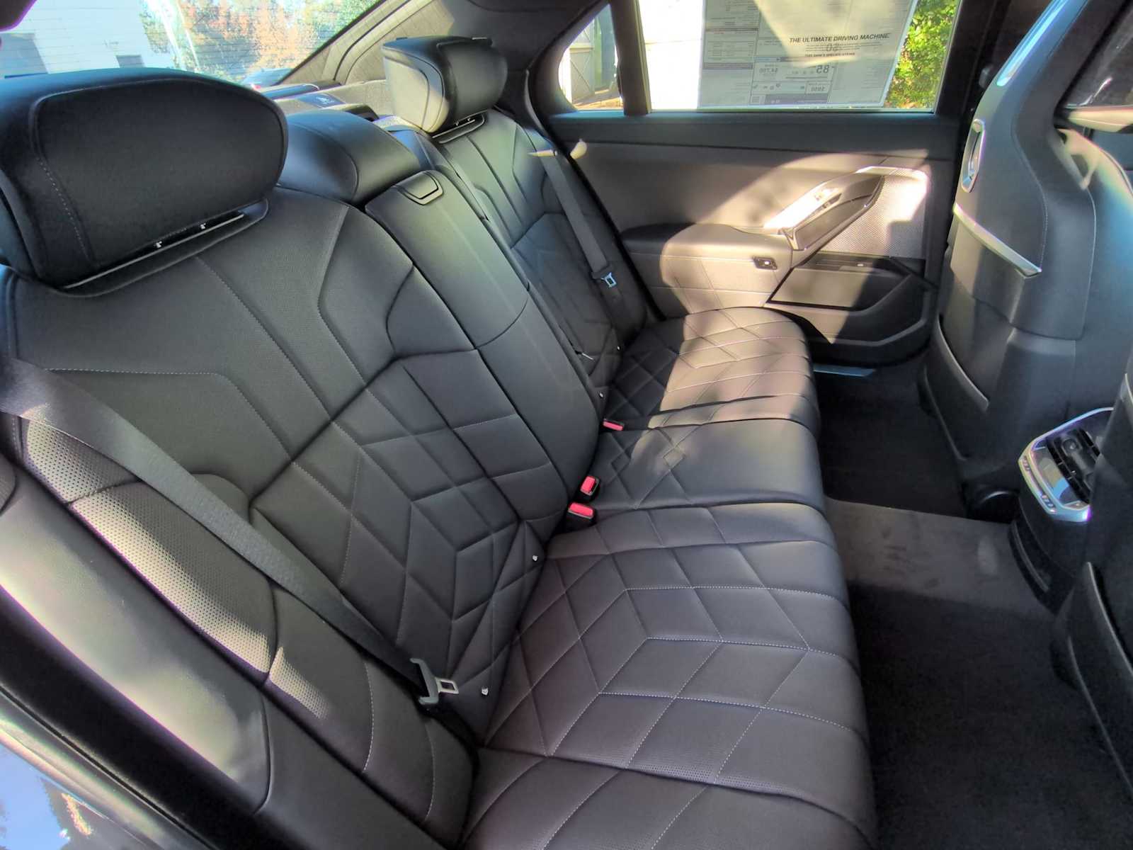 Thumbnail: 2025 BMW i7 - 22