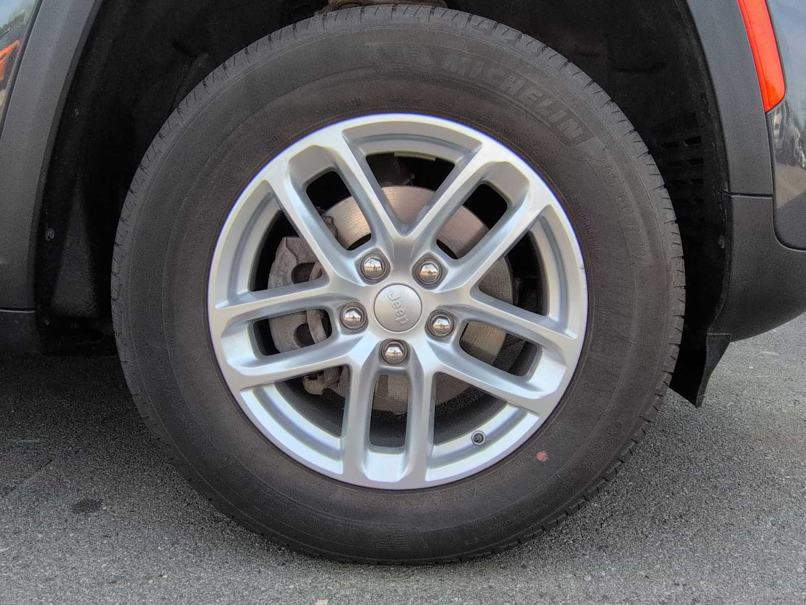 Thumbnail: 2025 Jeep Grand Cherokee - 14