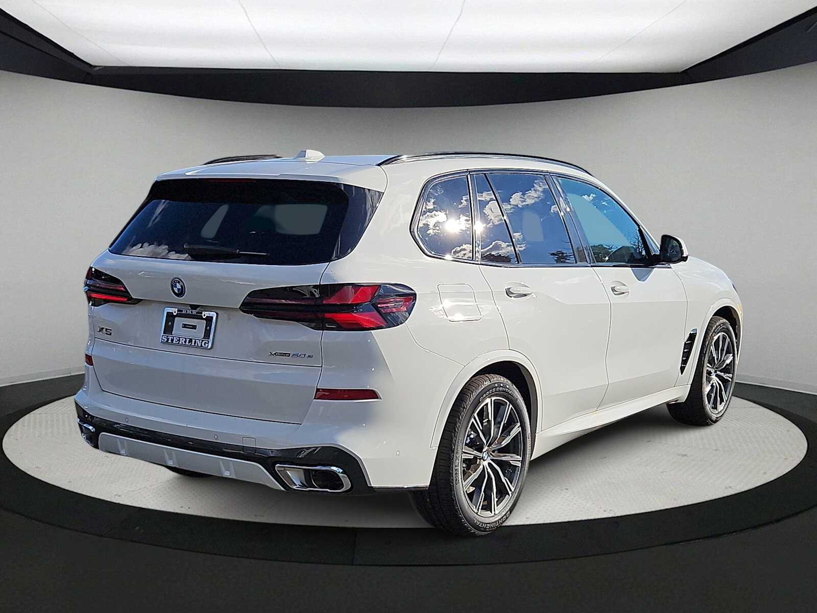 Thumbnail: 2026 BMW X5 - 8