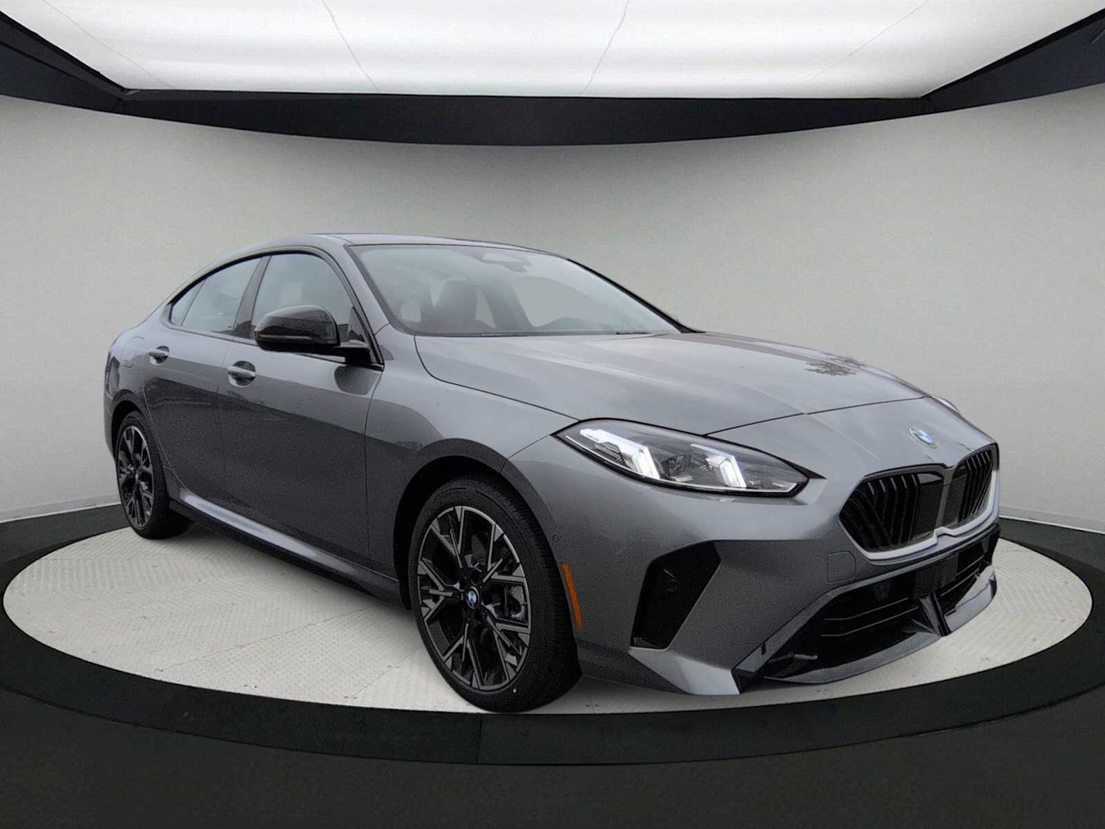 Thumbnail: 2026 BMW 2 Series - 2