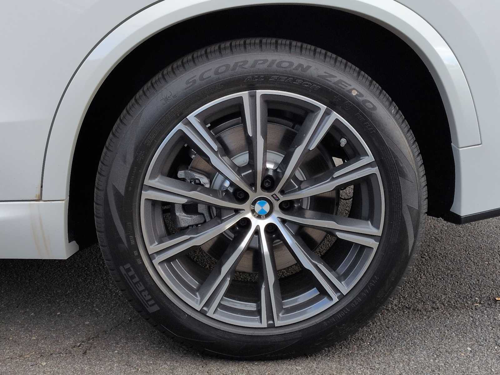 Thumbnail: 2026 BMW X5 - 14