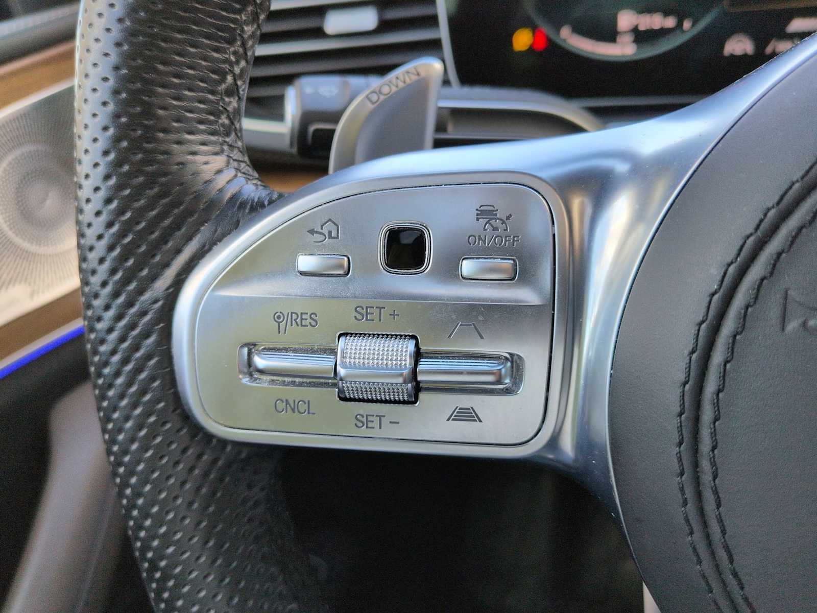 Thumbnail: 2022 Mercedes-Benz GLE - 26