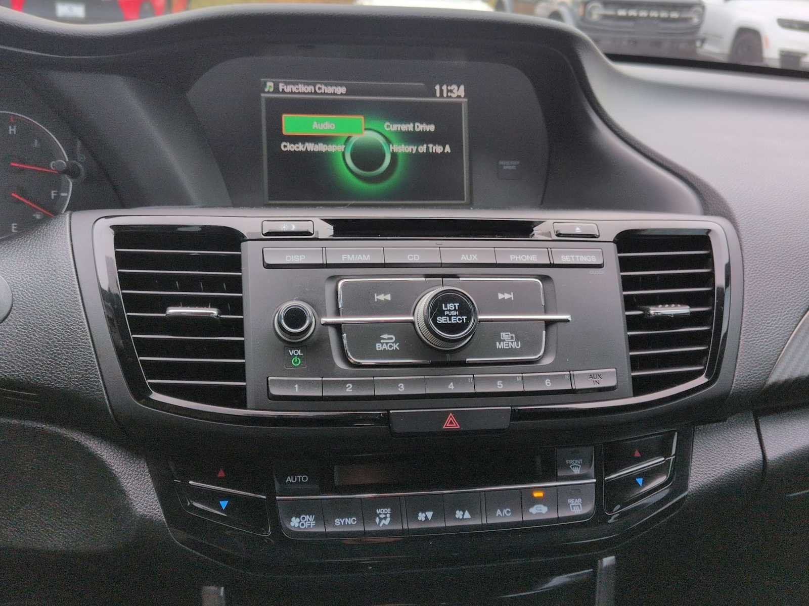 Thumbnail: 2016 Honda Accord - 27