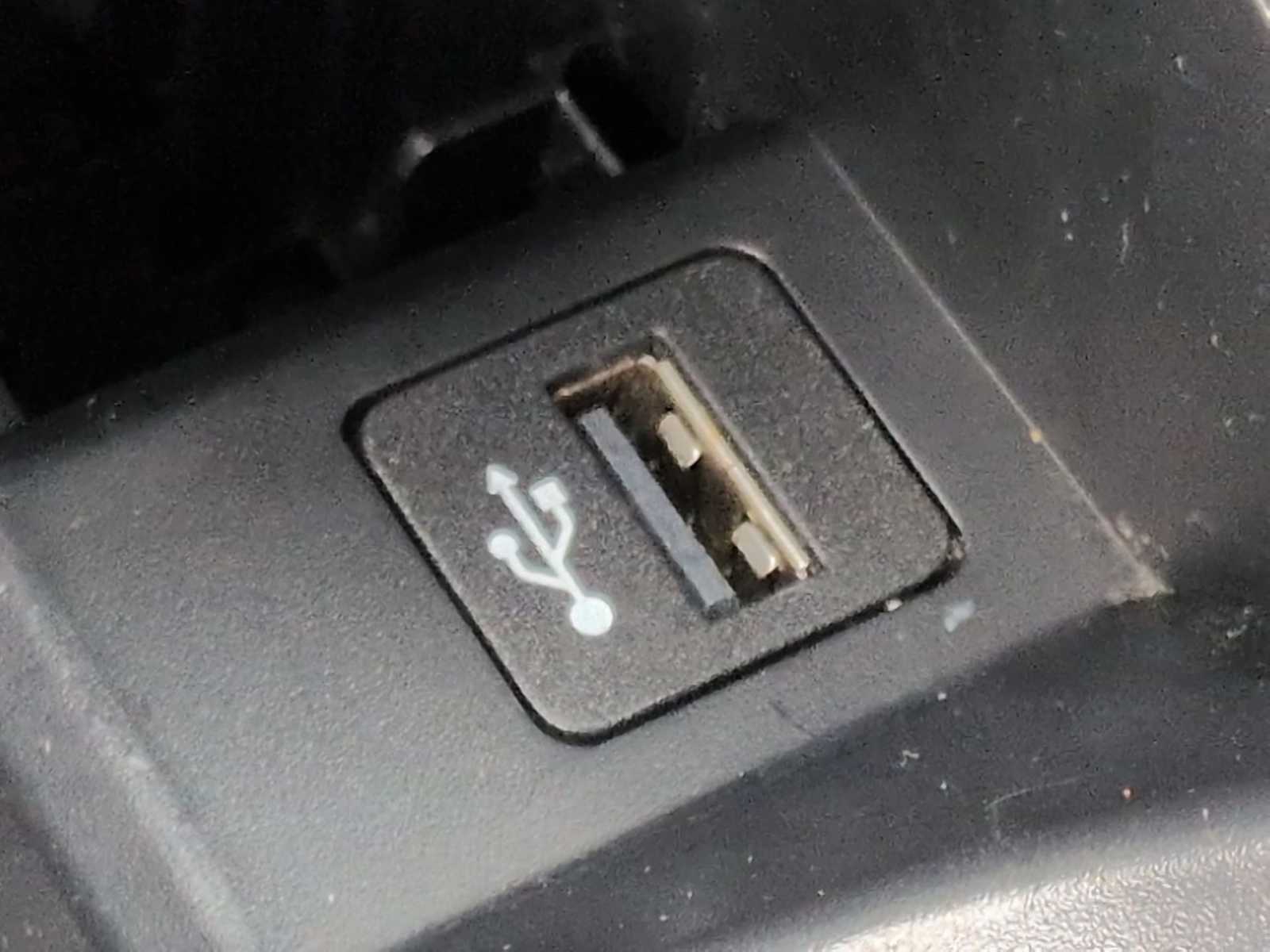 Thumbnail: 2015 Acura TLX - 32