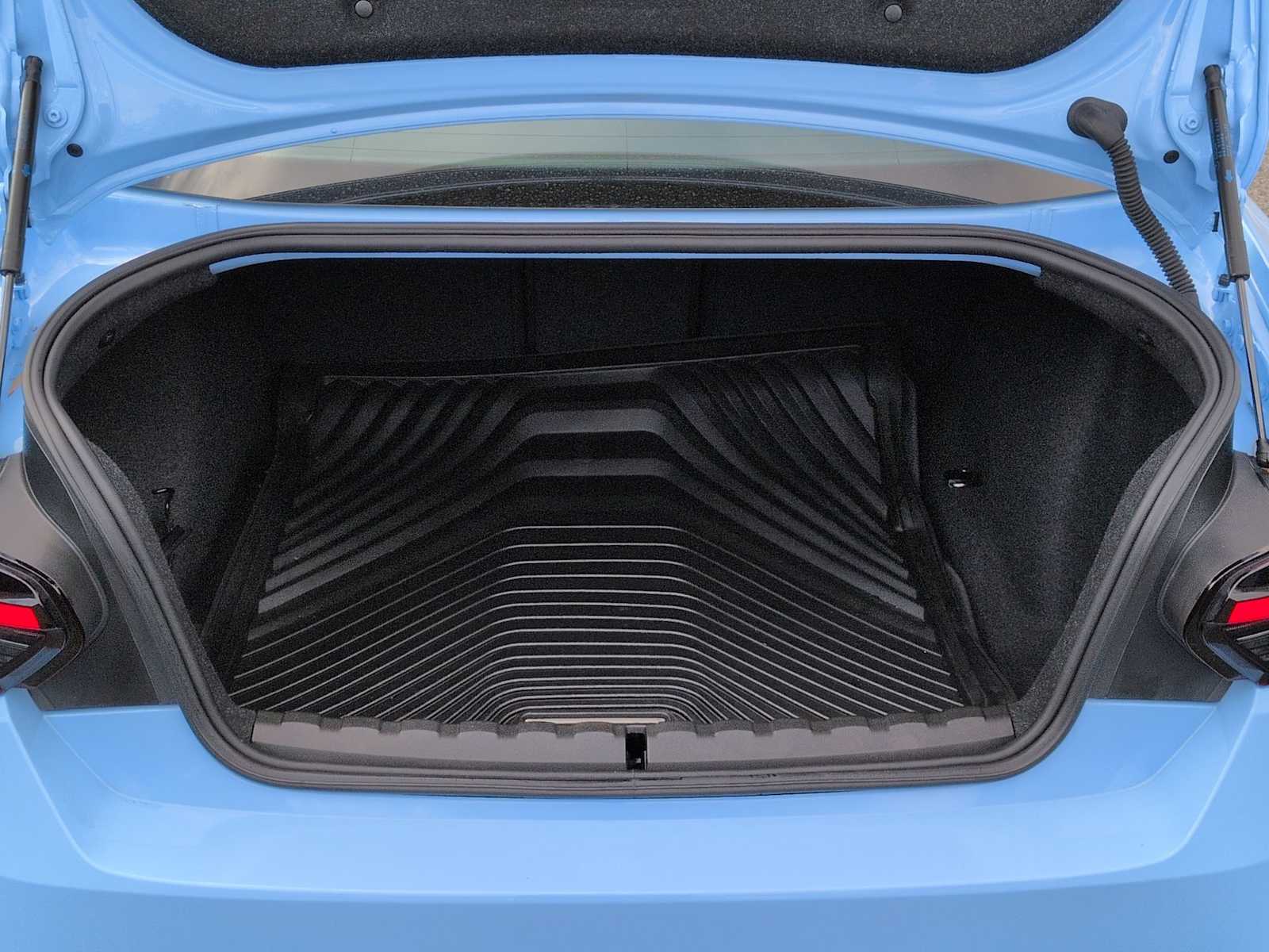 Thumbnail: 2025 BMW 2 Series - 34