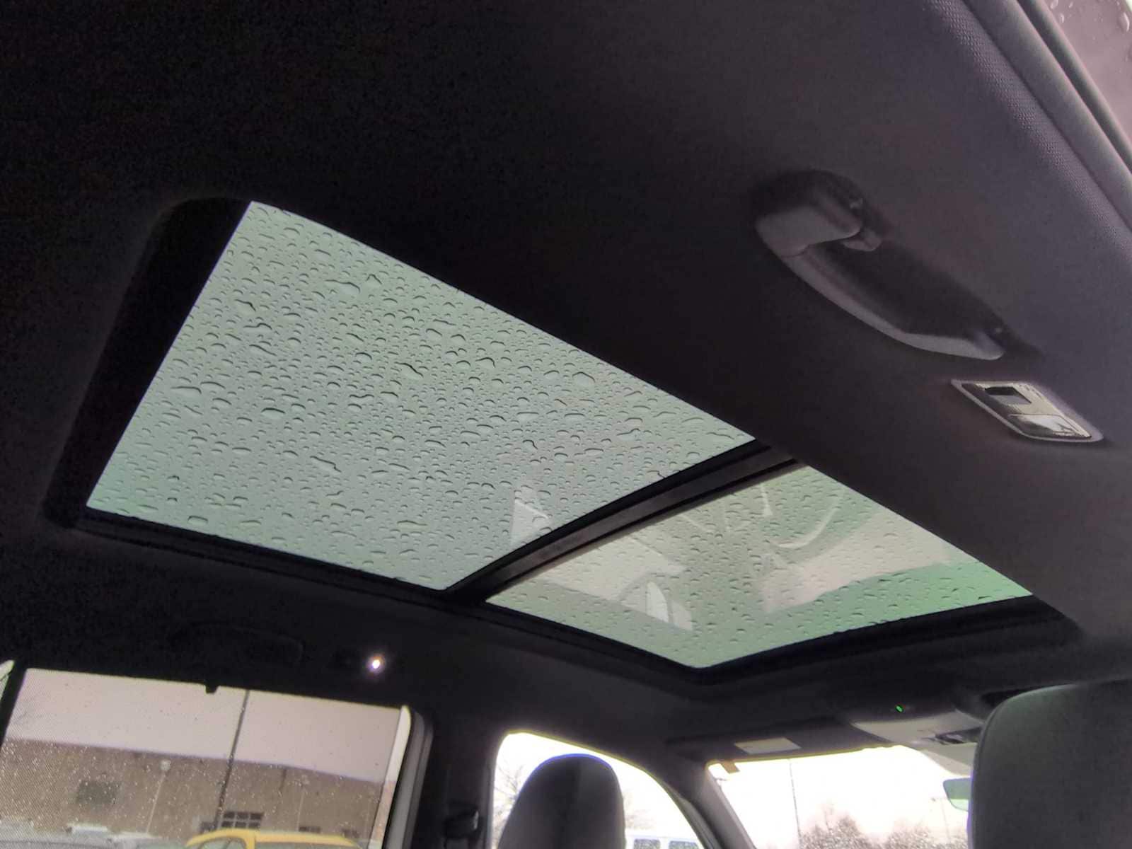 Thumbnail: 2021 Volkswagen Atlas - 23