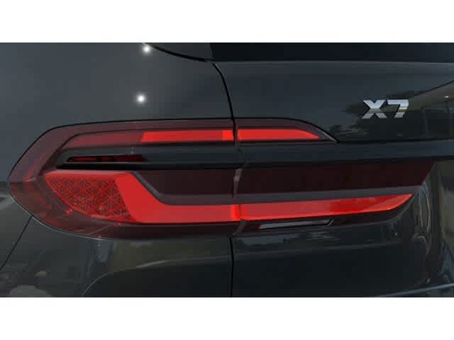 Thumbnail: 2027 BMW X7 - 8