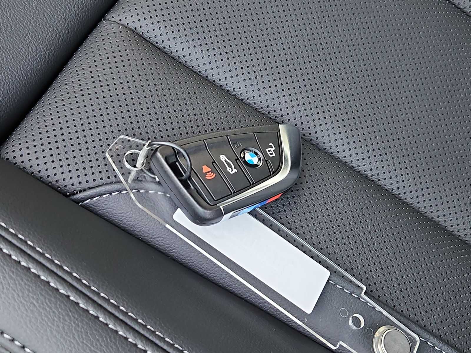 Thumbnail: 2026 BMW 4 Series - 31